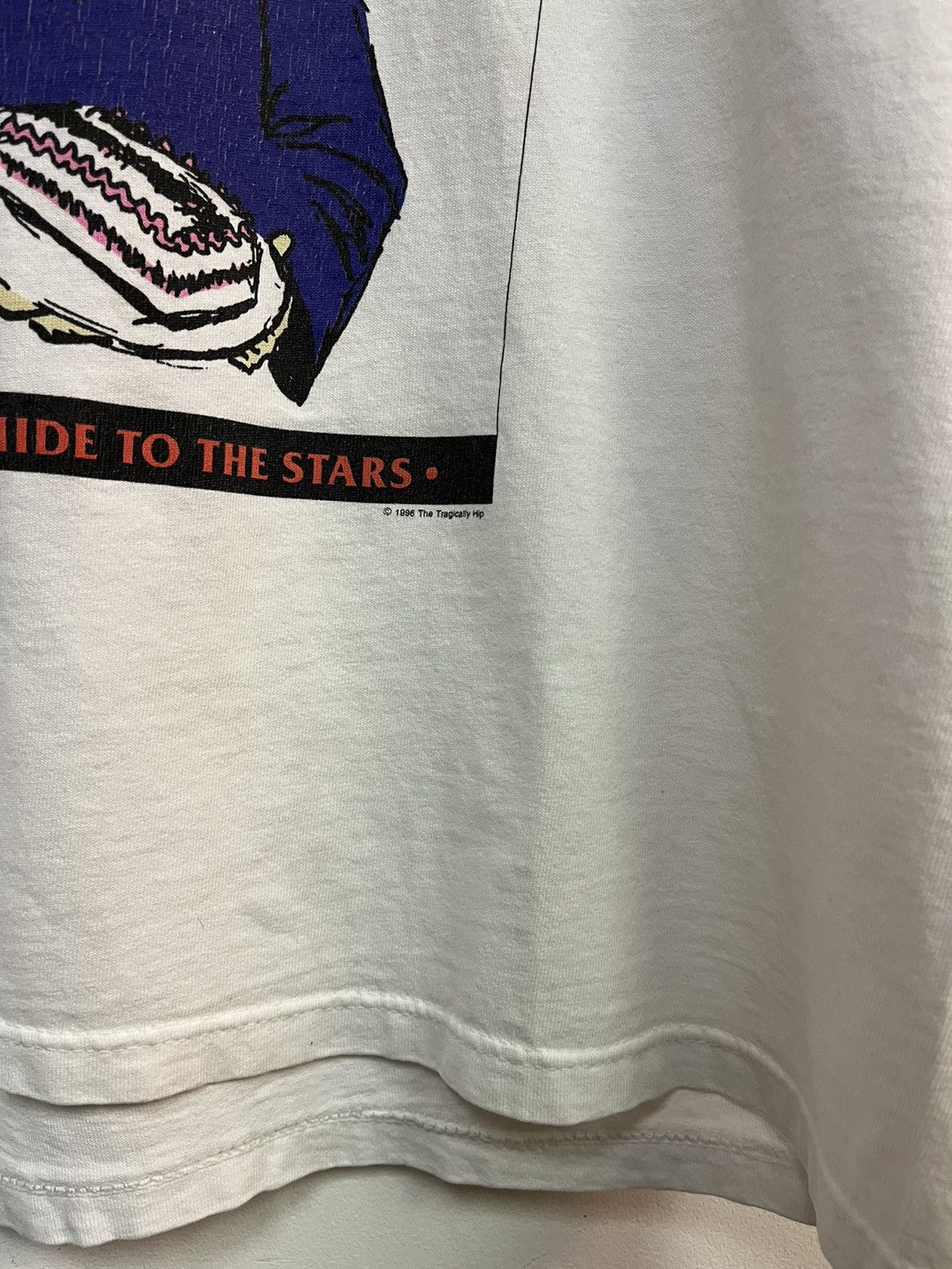 Vintage 90’s Tragically Hip Tee Size US L / EU 52-54 / 3 - 3 Thumbnail