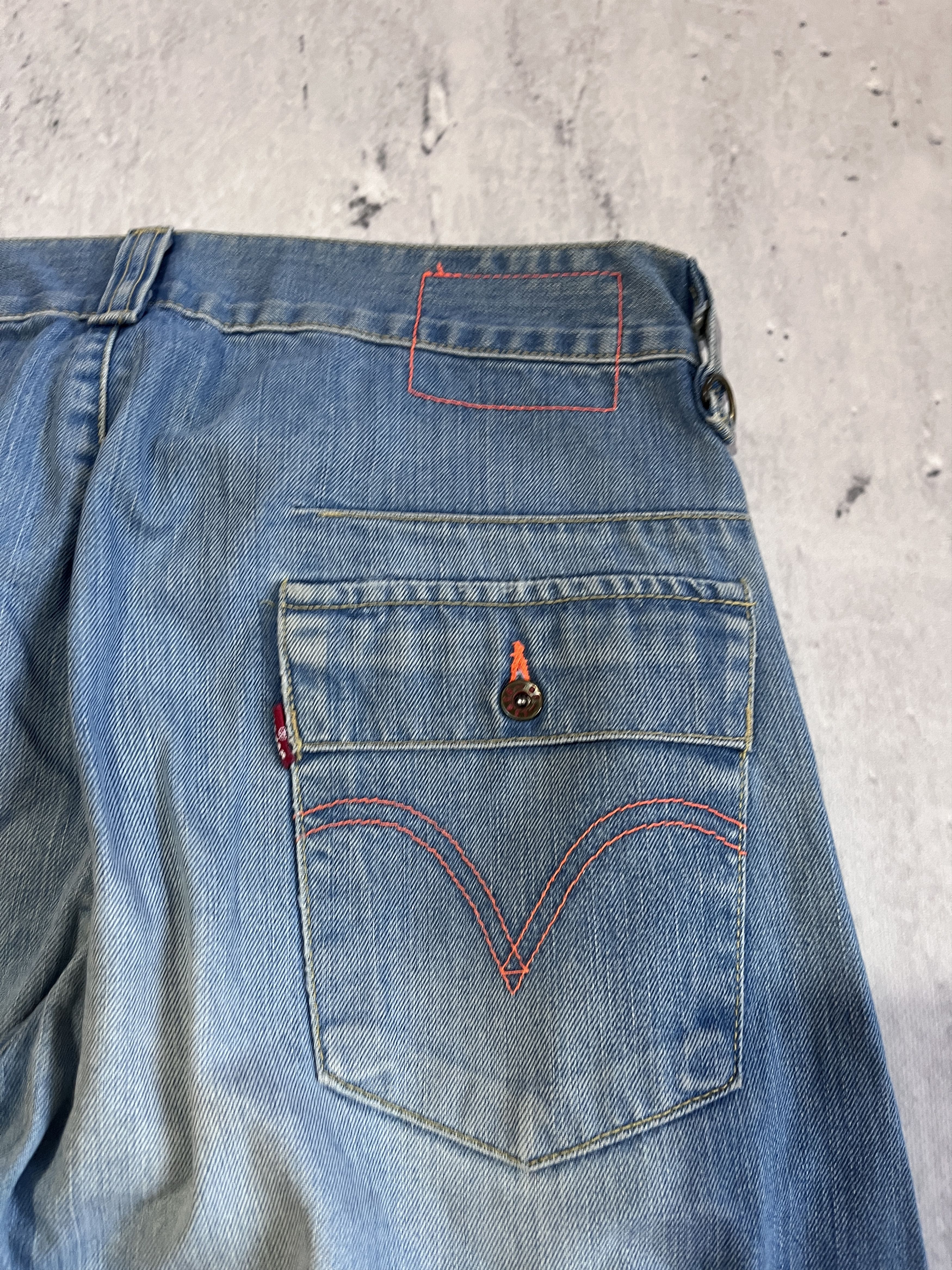 Levi's LEVI'S ENGINEERED JEANS 2004 TWISTED LEG VINTAGE Y2K DENIM Size US 31 - 11 Thumbnail