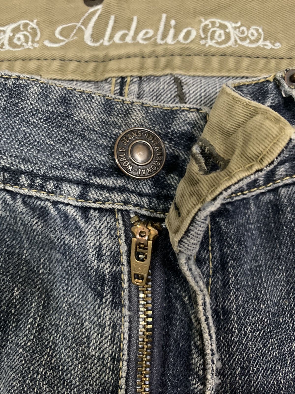 Japanese Brand Vintage Japanese Brand Aldelio Bootcut Distressed Jeans Size US 31 - 4 Thumbnail