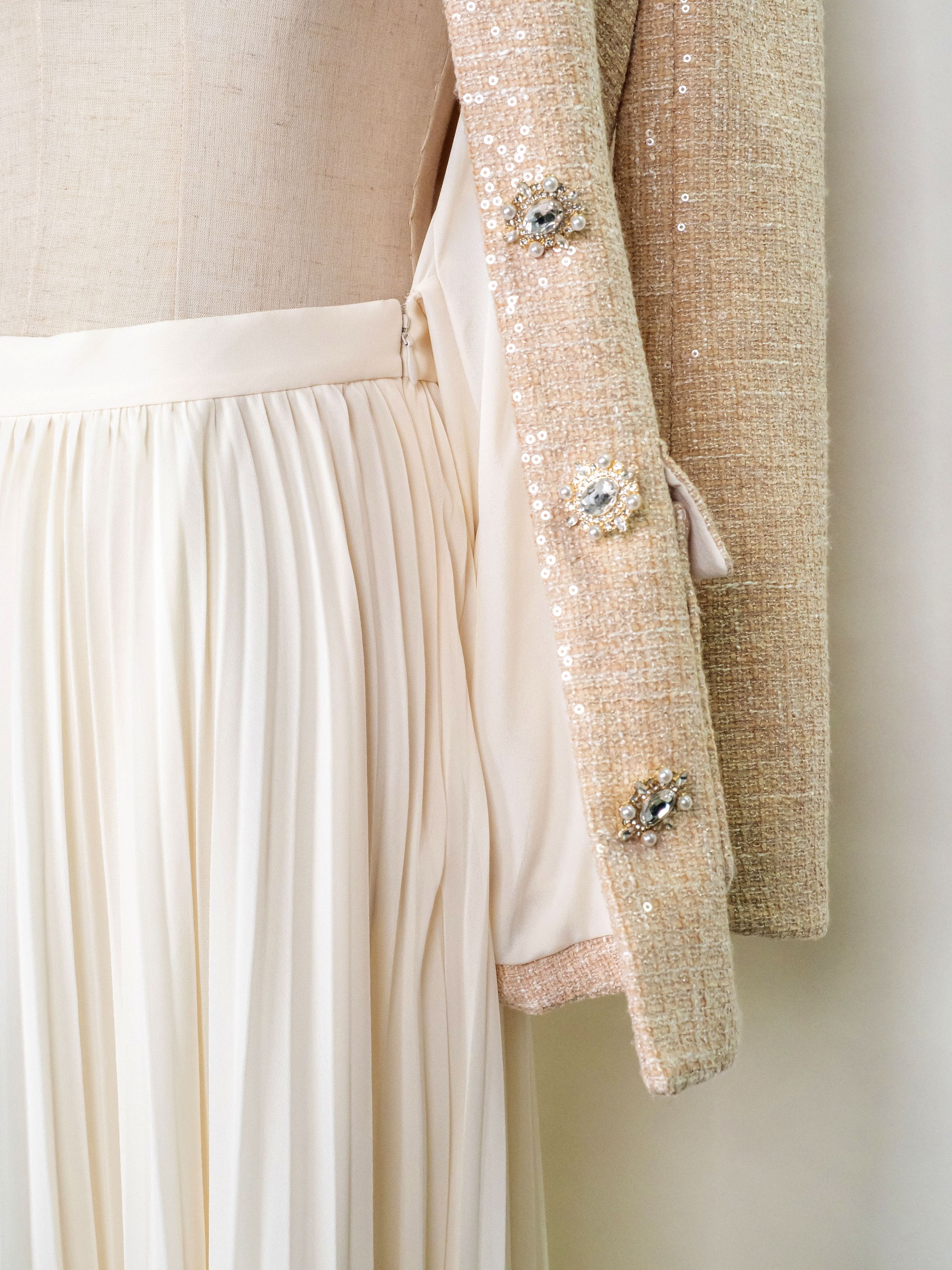 Self-Portrait Self-Portrait Peach Top with Attached Long Pleated Skirt Size M / US 6-8 / IT 42-44 - 6 Thumbnail