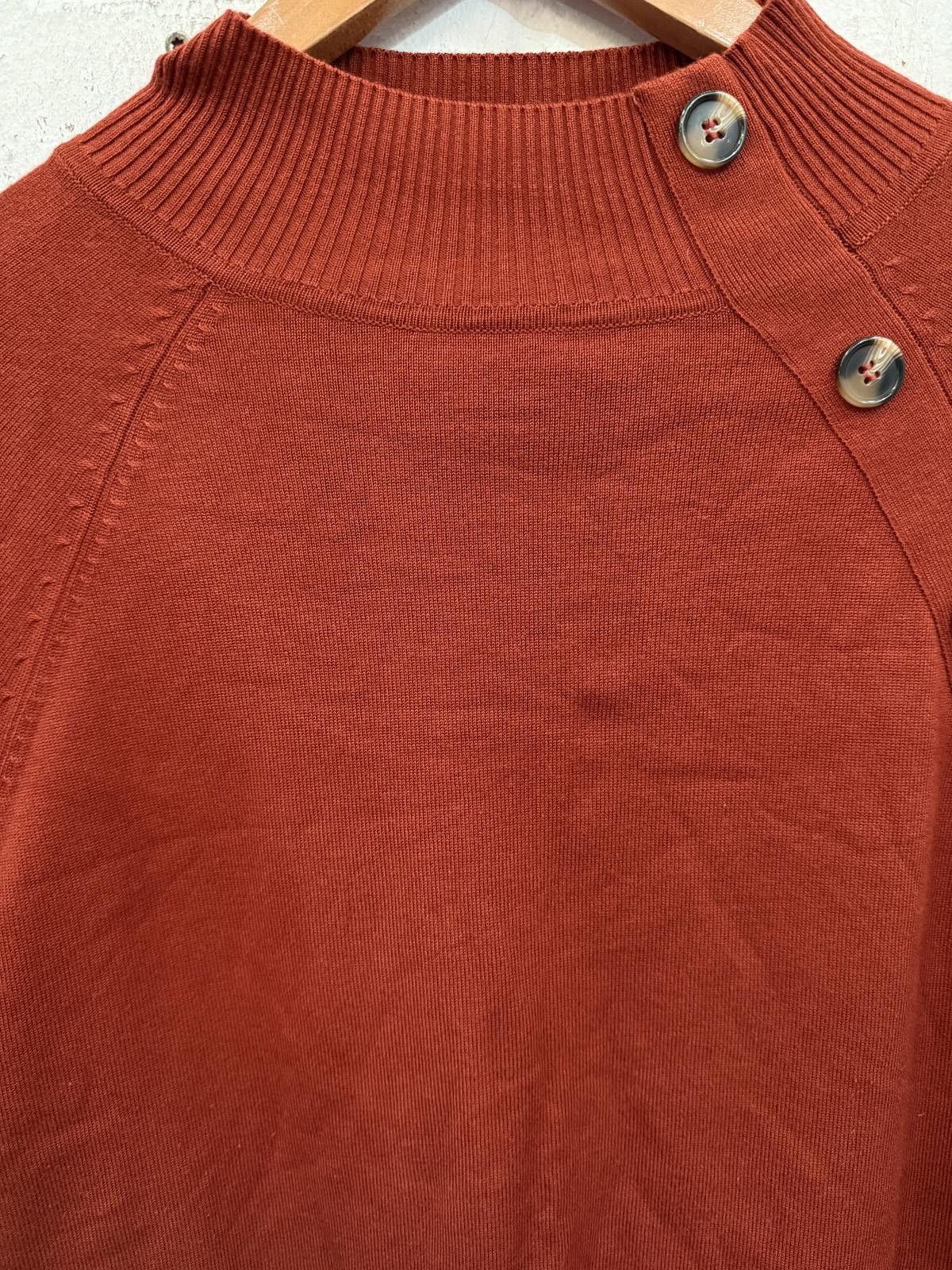 Unknown London Rust Orange Button-Accent Sweater Size XS / US 0-2 / IT 36-38 - 2 Thumbnail