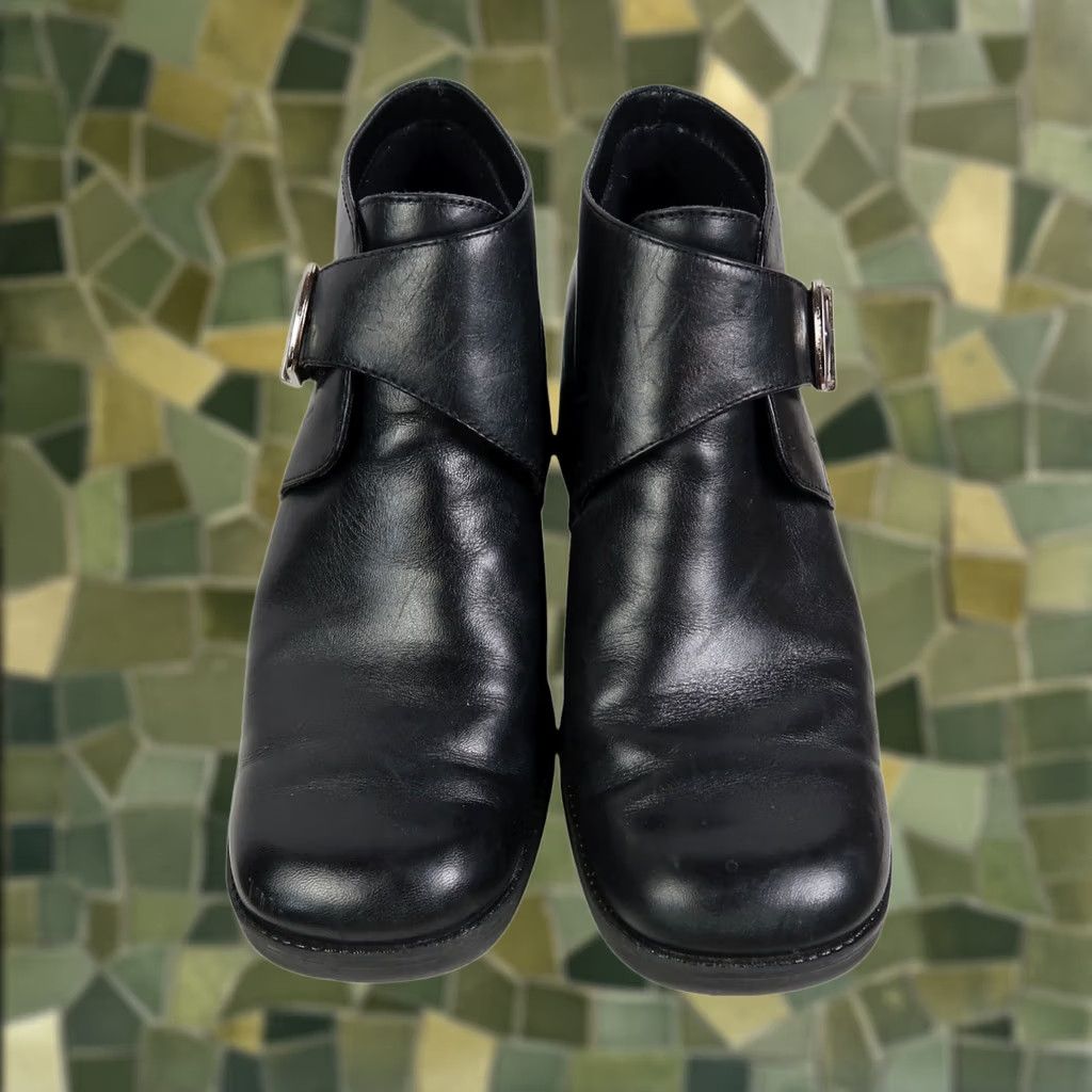 Vintage White Mountain Bootie Black Leather Chunky Heel 2" Buckle Ankle Boots 8 Womens 90s casual Size US 8 / IT 38 - 1 Thumbnail