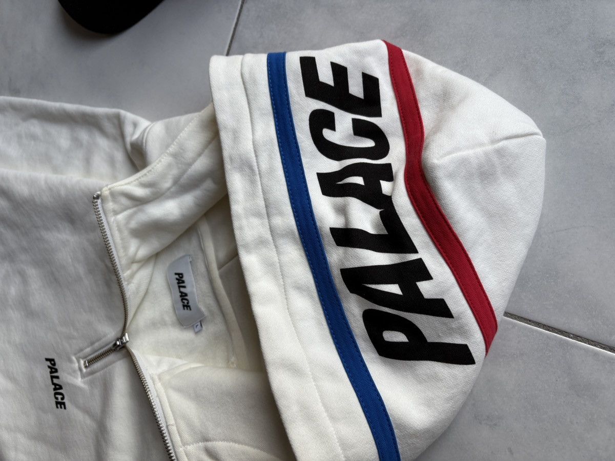 Palace Palace Hoodie Cream Classic Fix 1/4 Size US L / EU 52-54 / 3 - 6 Thumbnail