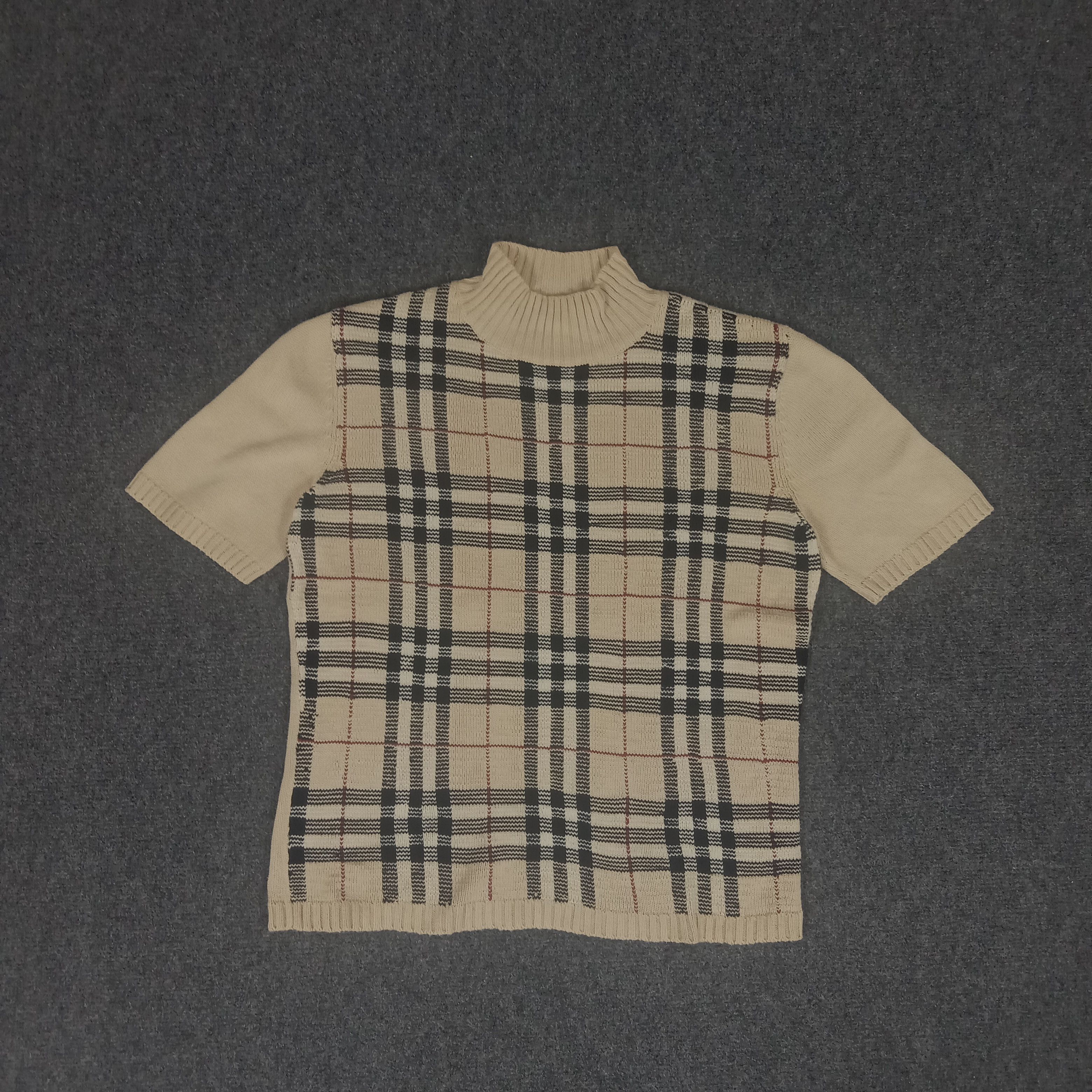 Burberry × Vintage Burberry London Nova Check Design Tshirt Size US S / EU 44-46 / 1 - 1 Thumbnail
