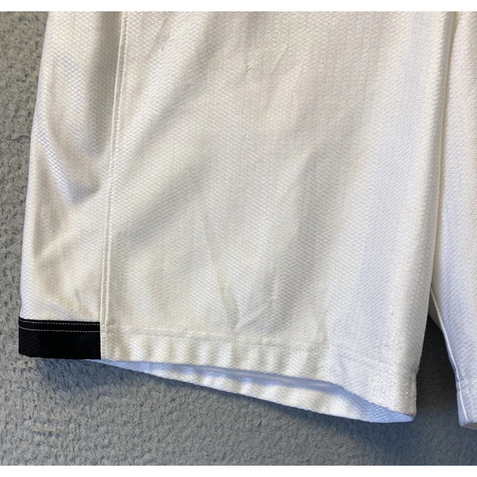 Nike Nike Shorts Basketball Mens M White Dri-Fit Swoosh 40-81 Athletic Gym Running Modern, Drawstring, Regular Fit Size US 31 - 5 Thumbnail
