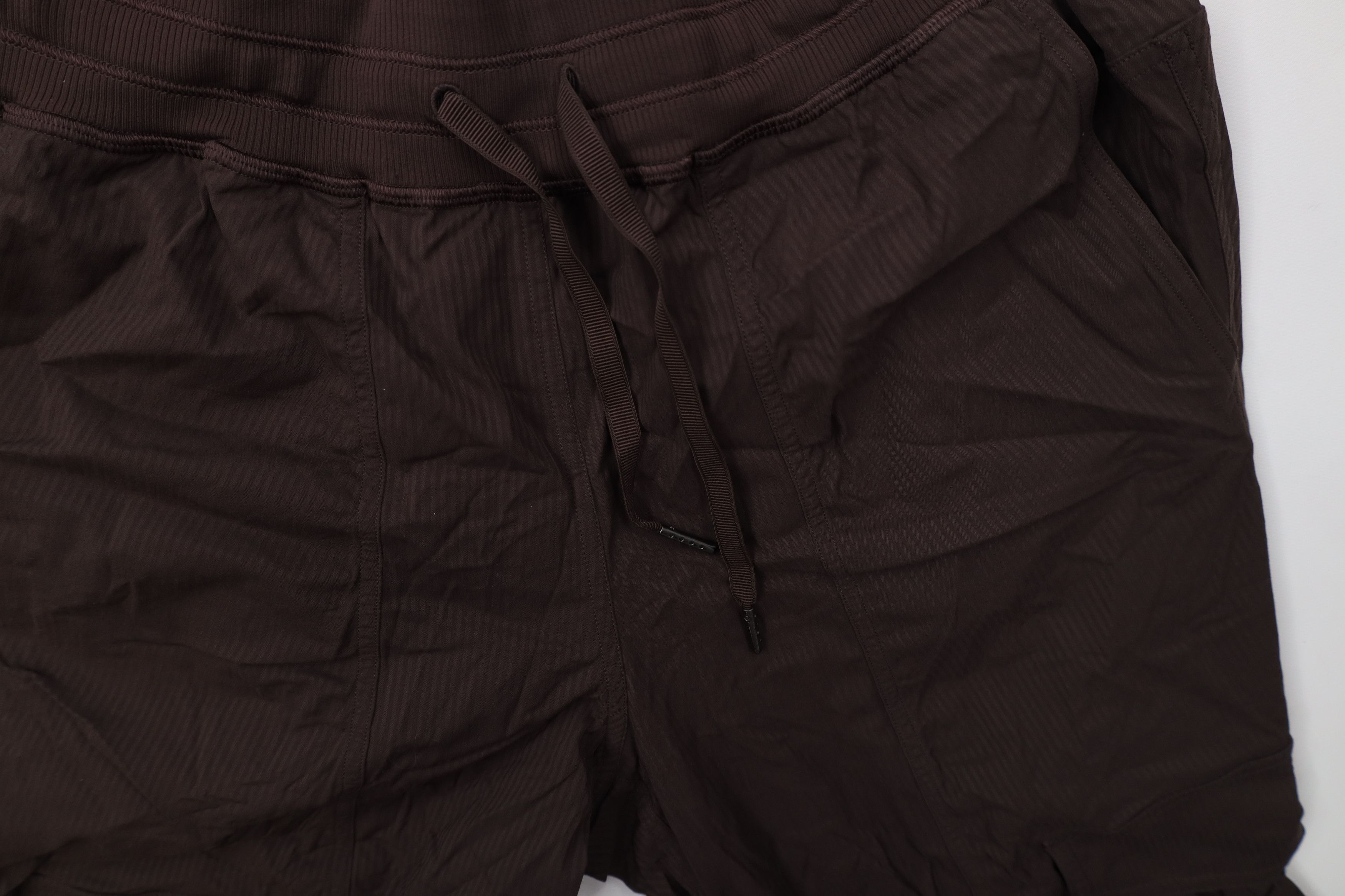 Lululemon Lululemon Dance Studio Cargo Joggers Jogger Pants Brown Size 26" / US 2 / IT 38 - 6 Thumbnail