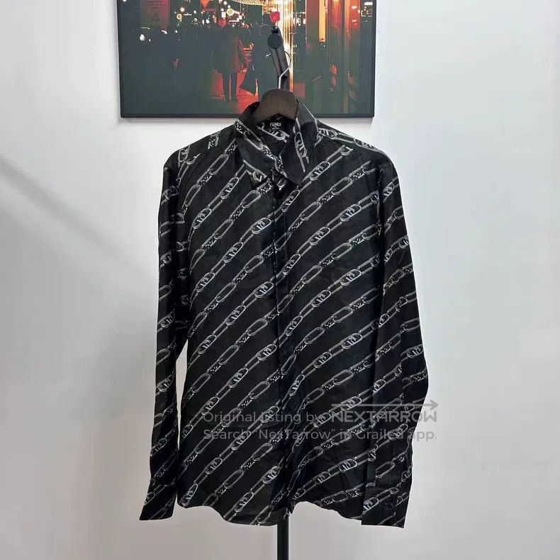 Fendi Fendi size 39 Full print blouse Size US S / EU 44-46 / 1 - 1 Thumbnail