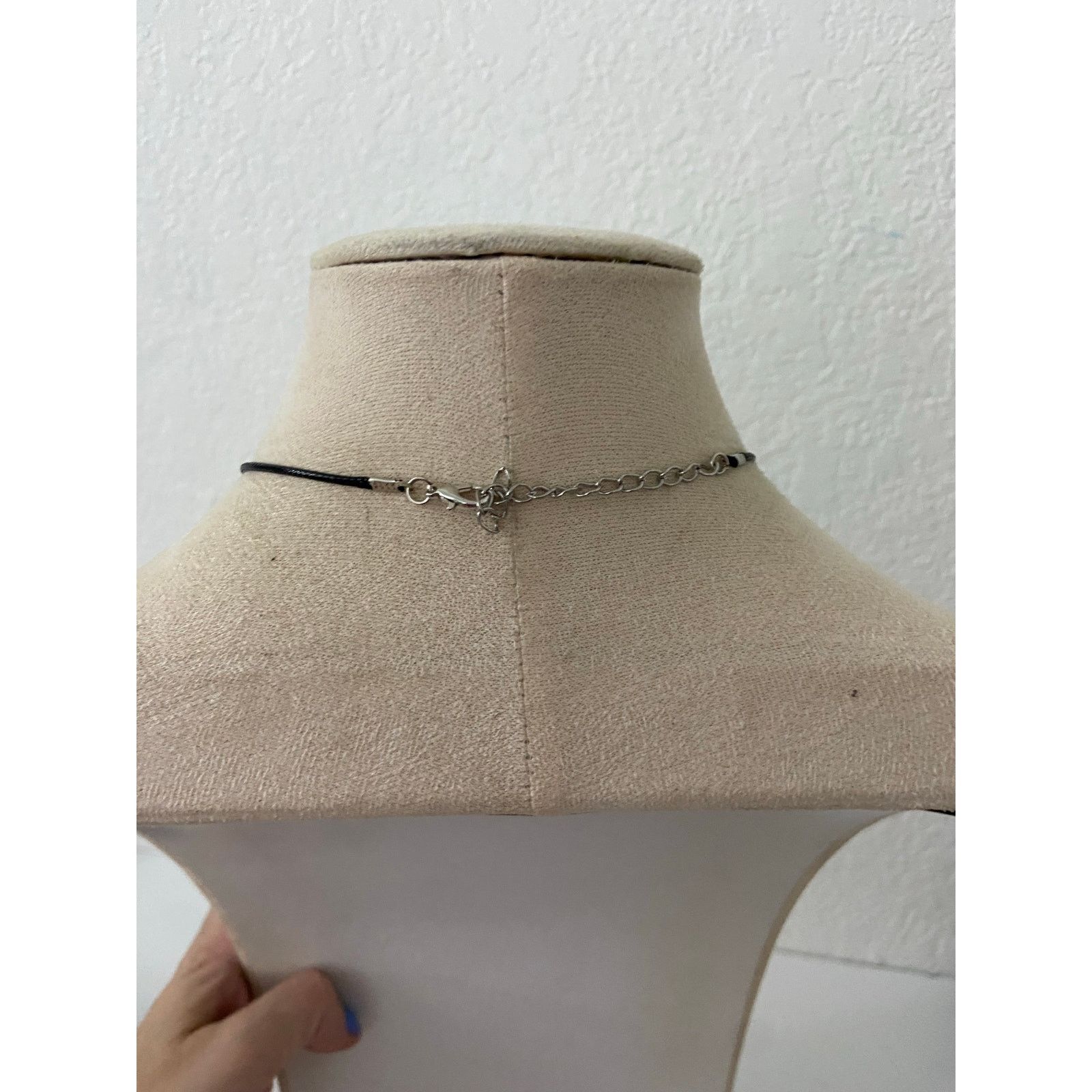 Handmade Round pendant necklace Size ONE SIZE - 5 Thumbnail