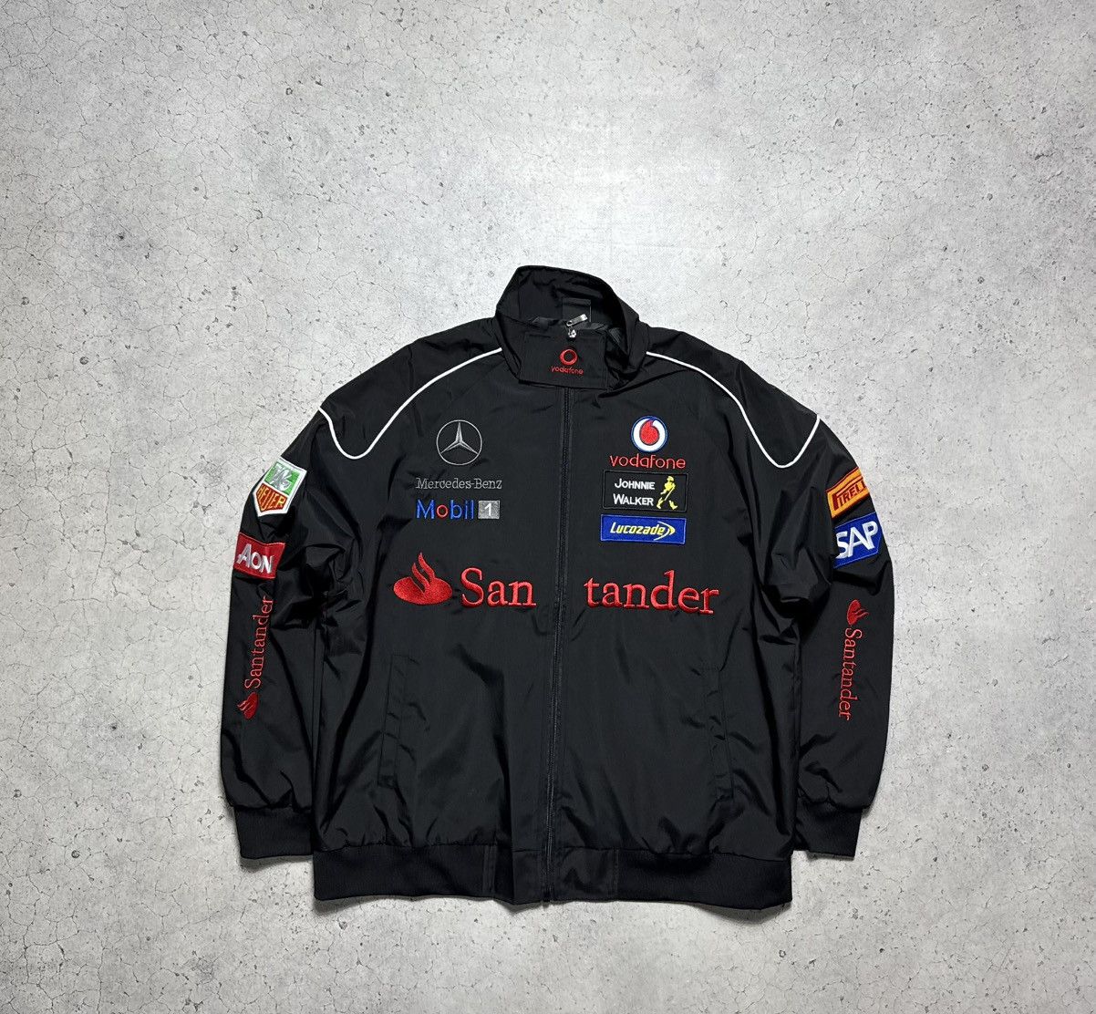 Mercedes-Benz Mercedes Benz Vodafone Santander Racing Bomber Jacket Size US XL / EU 56 / 4 - 2 Thumbnail