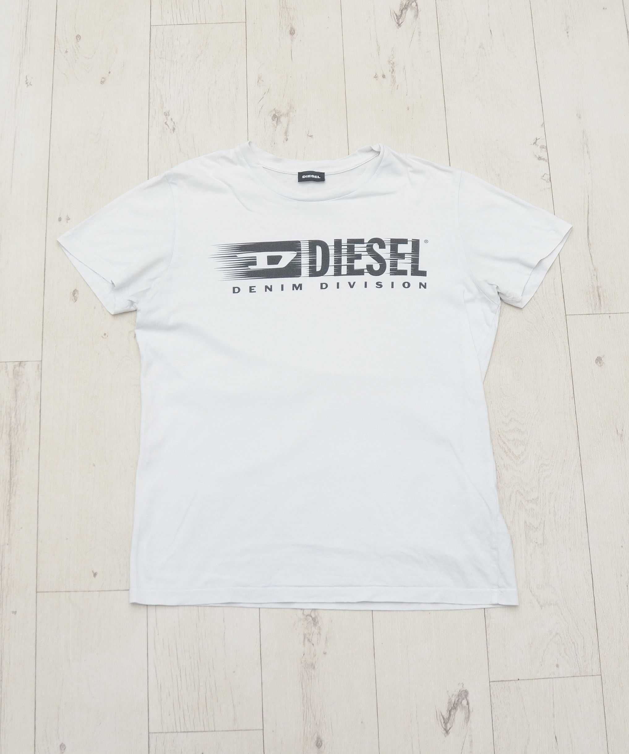 Diesel Diesel T-shirts Logo 90s Y2K Denim Division Big Logo White Size XL / US 12-14 / IT 48-50 - 1 Thumbnail