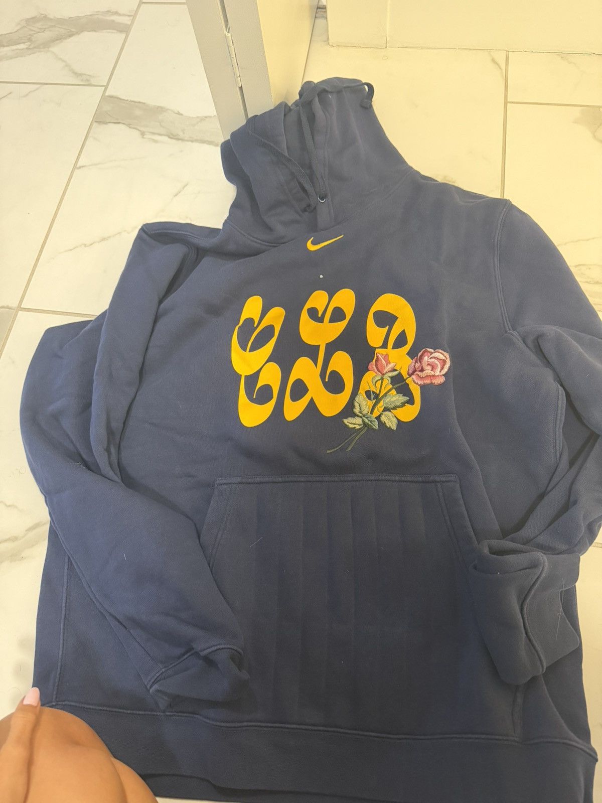 Nike CLB NIKE HOODIE Size US XL / EU 56 / 4 - 1 Thumbnail