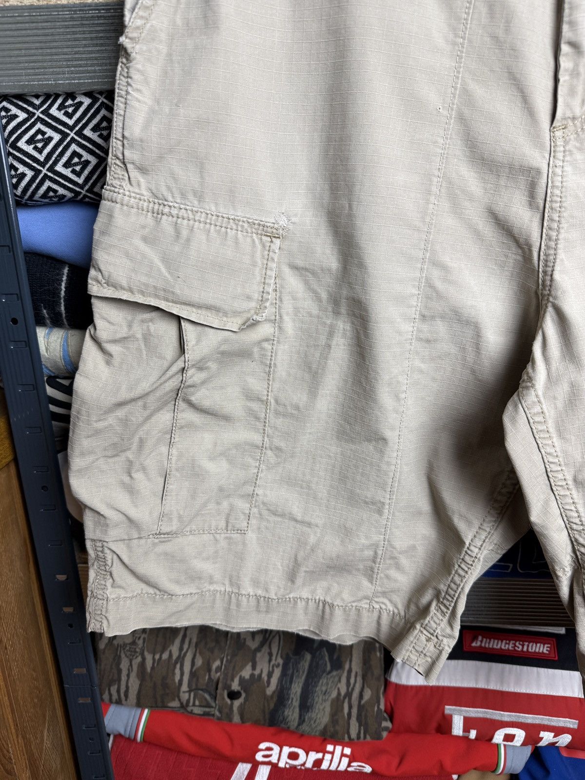 Carhartt Carhartt cargo bermuda shorts Size US 36 / EU 52 - 4 Thumbnail
