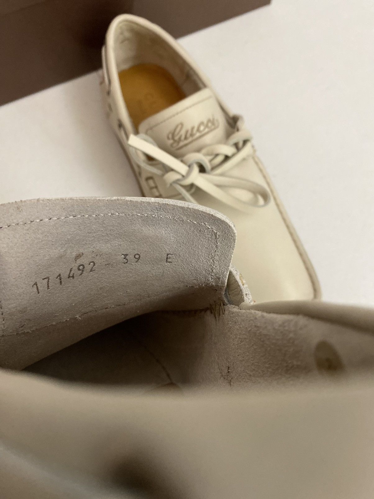Gucci Gucci 🇮🇹 Runner Up Logo Embroidered Vintage Deck Shoes 39 NEW Size US 9 / IT 39 - 7 Thumbnail