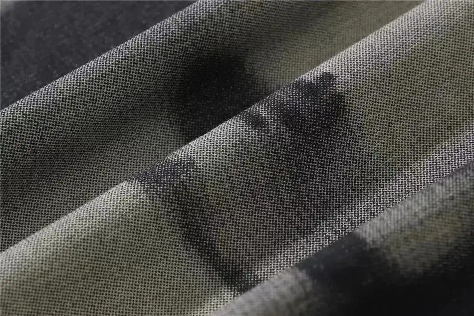 Japanese Brand 90s Design Shadow Printed Vintage T Shirt Size US L / EU 52-54 / 3 - 3 Thumbnail