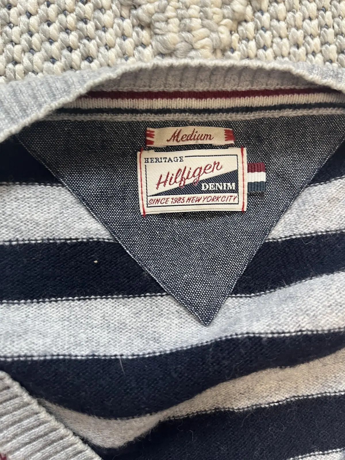 Tommy Hilfiger Vintage Tommy Hilfiger Heritage Argyle Sweater Gray Size M Size US M / EU 48-50 / 2 - 7 Thumbnail