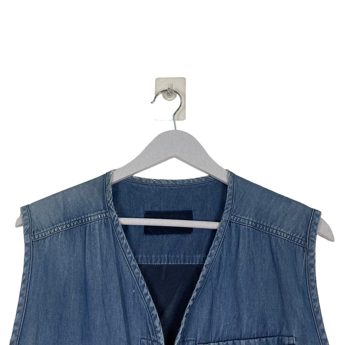 Burberry × Vintage 💥BURBERRY TANKTOP VEST DISTRESSED DENIM Size US L / EU 52-54 / 3 - 4 Thumbnail