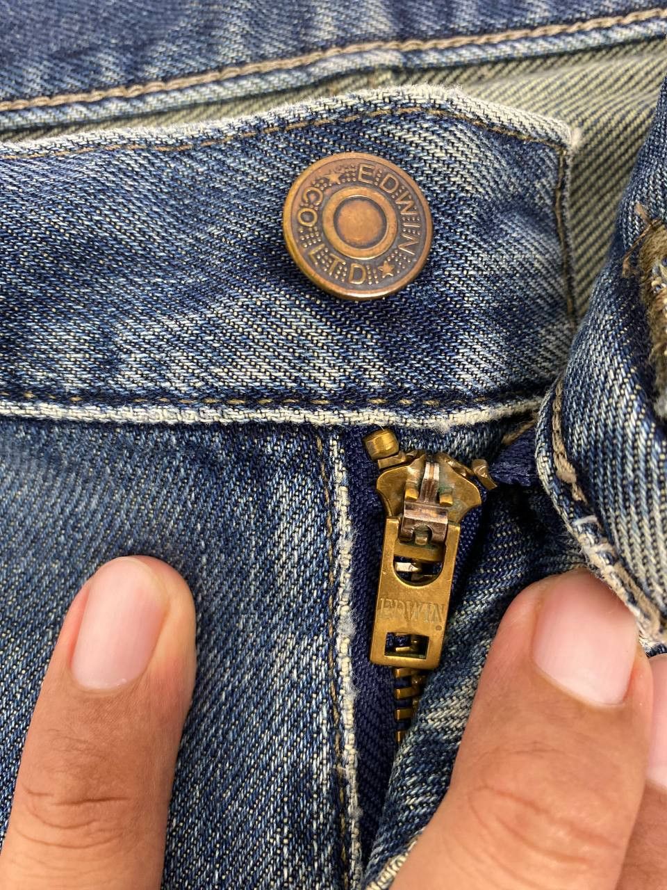 Edwin vintage edwin distressed denim nice design Size US 32 / EU 48 - 13 Thumbnail