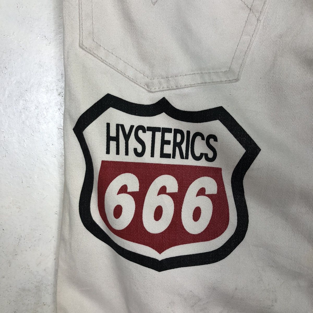 Hysteric Glamour Vintage Hysteric Glamour Kinky Jeans White Denim Logo Skirt Size 30" / US 8 / IT 44 - 15 Thumbnail