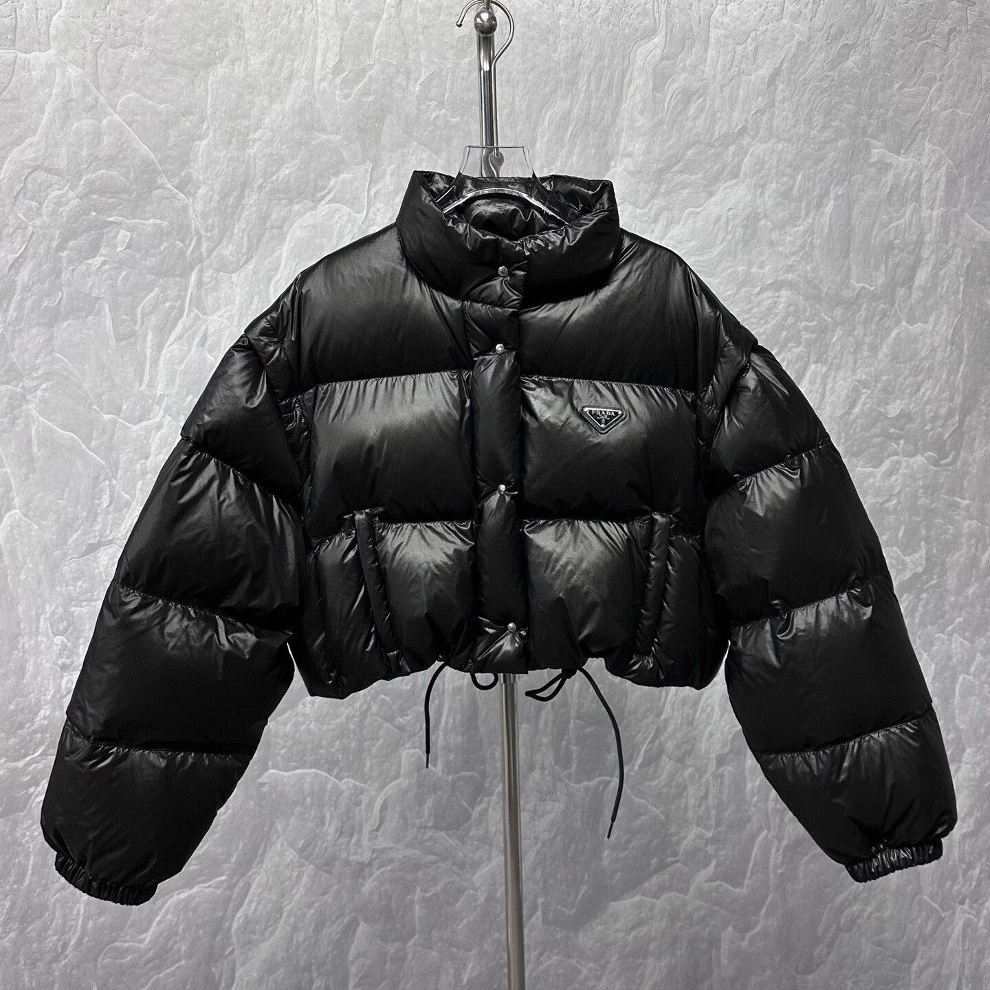 Prada prada detachable sleeve puffer coat Size L / US 10 / IT 46 - 1 Thumbnail