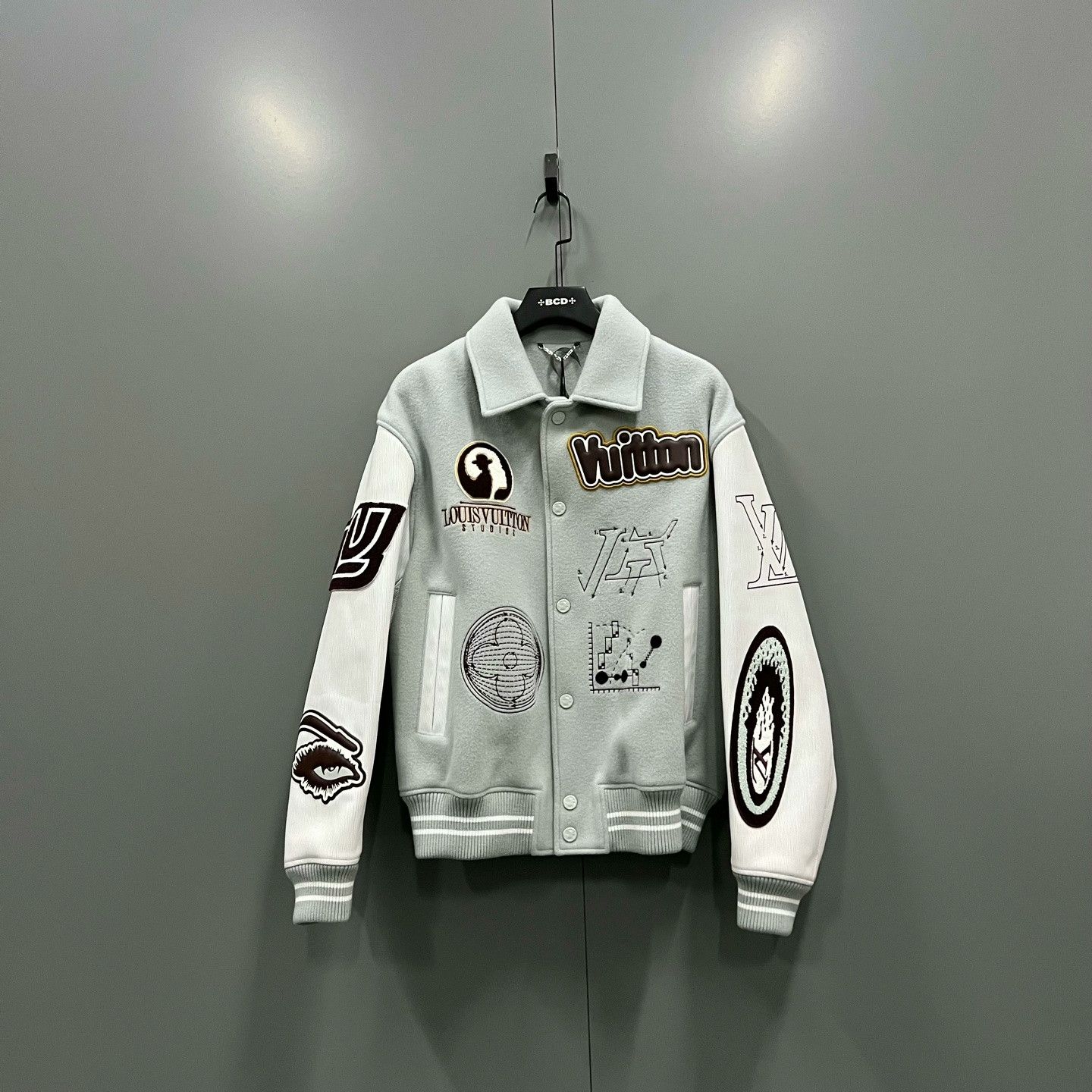 Louis Vuitton Louis Vuitton LV Evil Eye Patchwork Jacket Size US M / EU 48-50 / 2 - 1 Thumbnail