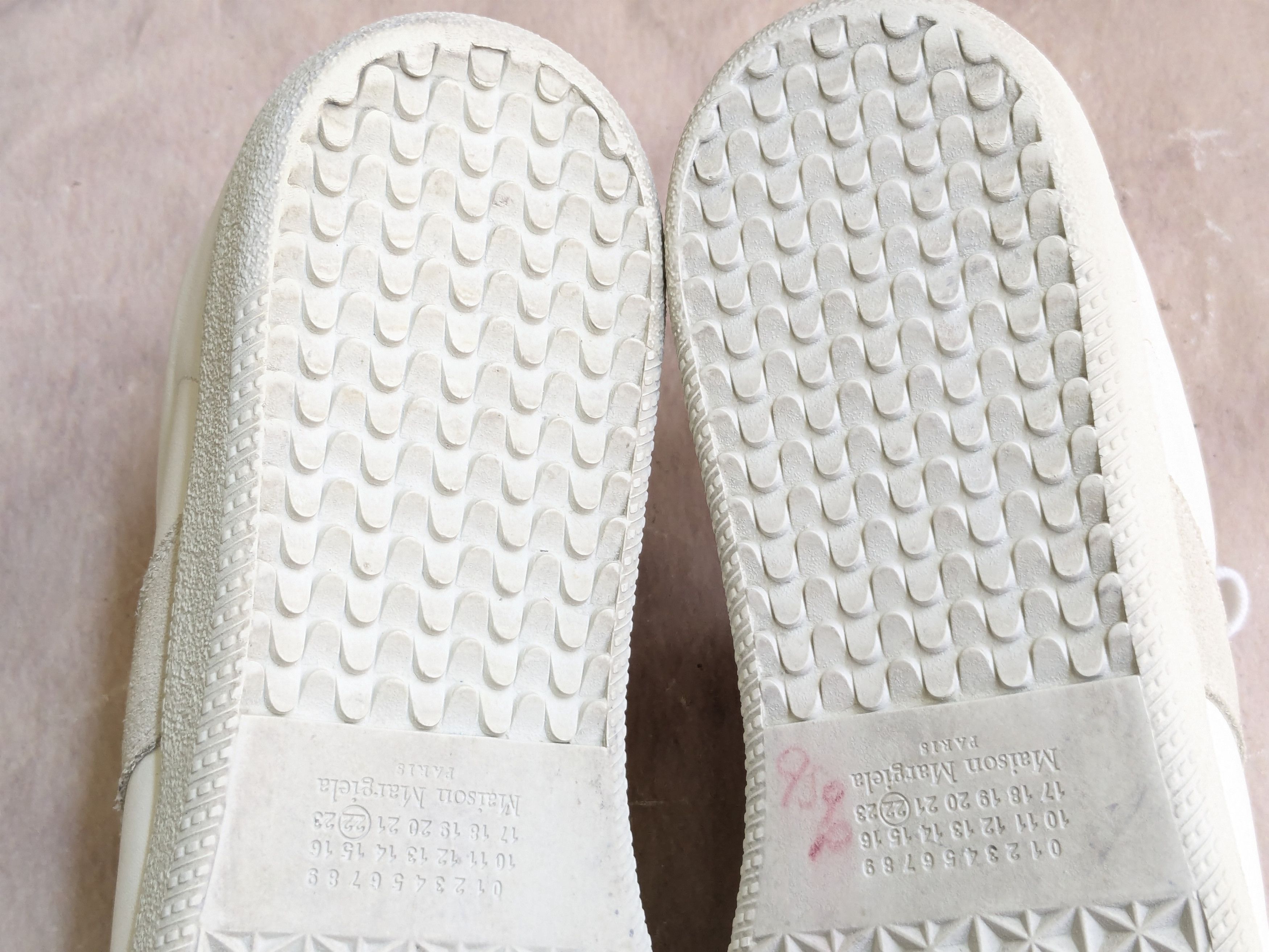 Maison Margiela Maison Margiela GAT Replica White 13.5 46.5 Low Tops Size US 13 / EU 46 - 18 Thumbnail
