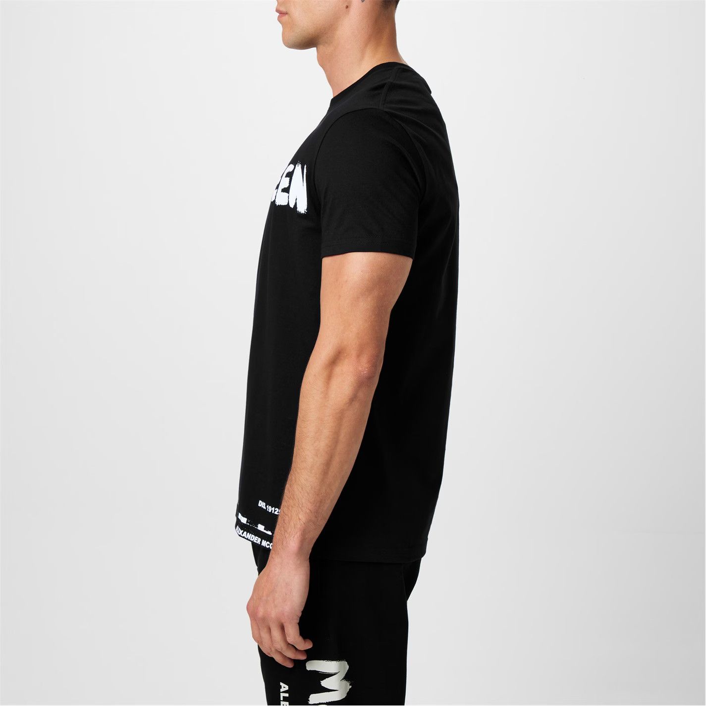 Alexander McQueen o1g2r1mq0326 Graffiti T-Shirt in Black Size US S / EU 44-46 / 1 - 6 Thumbnail