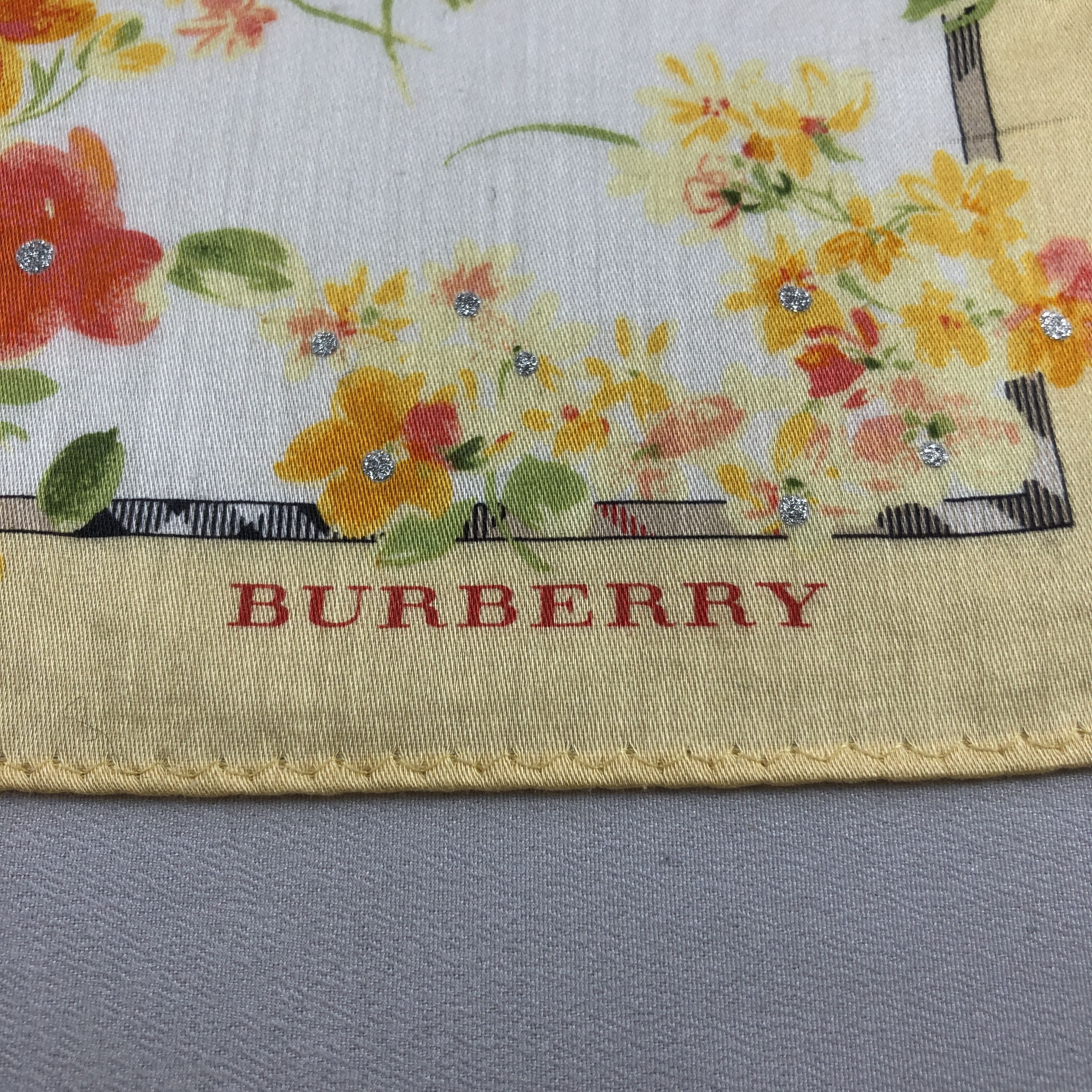Burberry Burberry Handkerchief Neckerchief Bandana H3058 Size ONE SIZE - 3 Thumbnail
