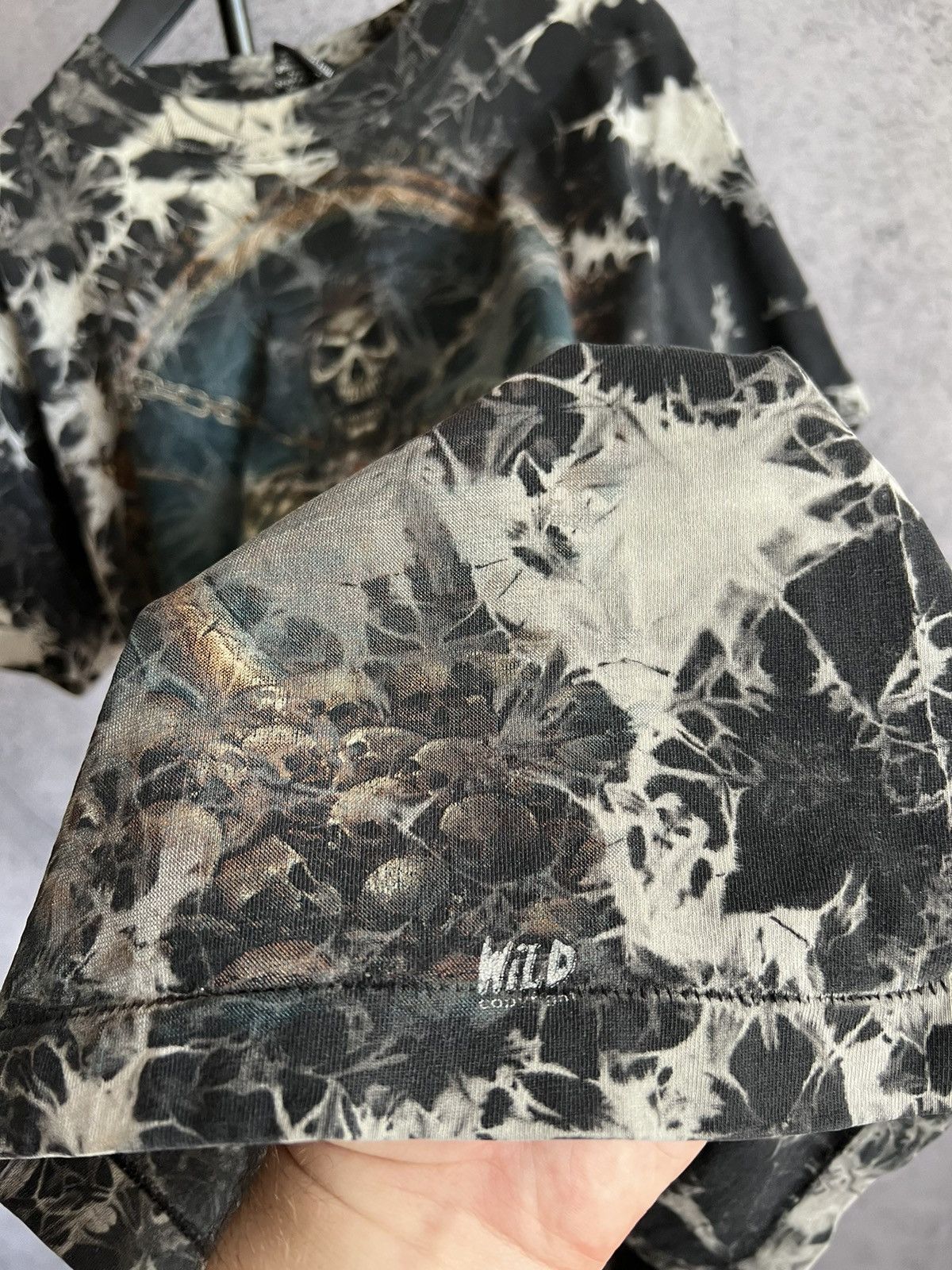 Other Wild Skulls T-shirt Overprint Y2K Skeleton Tee 00s neon logo Size US M / EU 48-50 / 2 - 8 Thumbnail