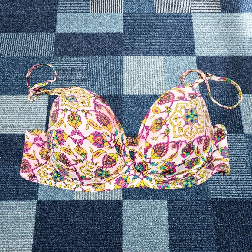Vintage Francesca's Bikini Top Womens M Medium Pink Floral Flower Beach Swimwear Size M / US 6-8 / IT 42-44 - 1 Thumbnail