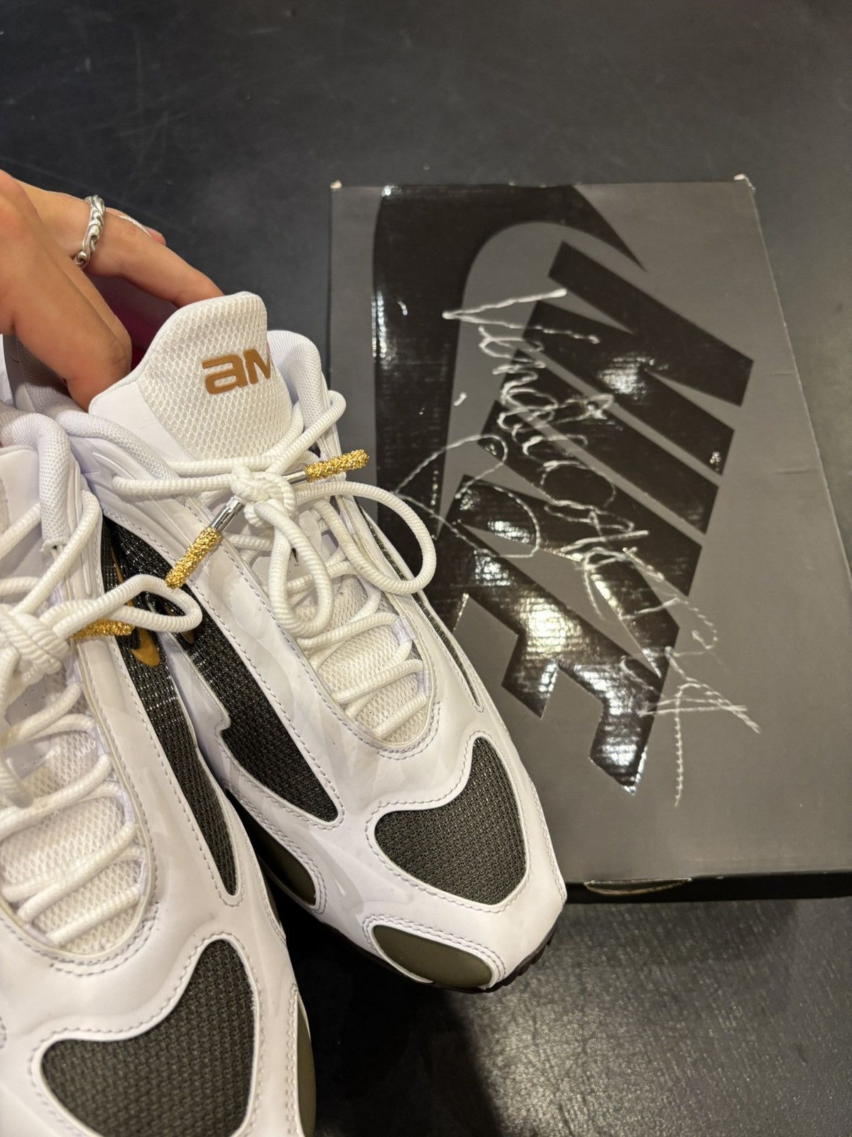 Nike Nike Air Max Muse Veneda Carter White Size US 12 / IT 42 - 6 Thumbnail