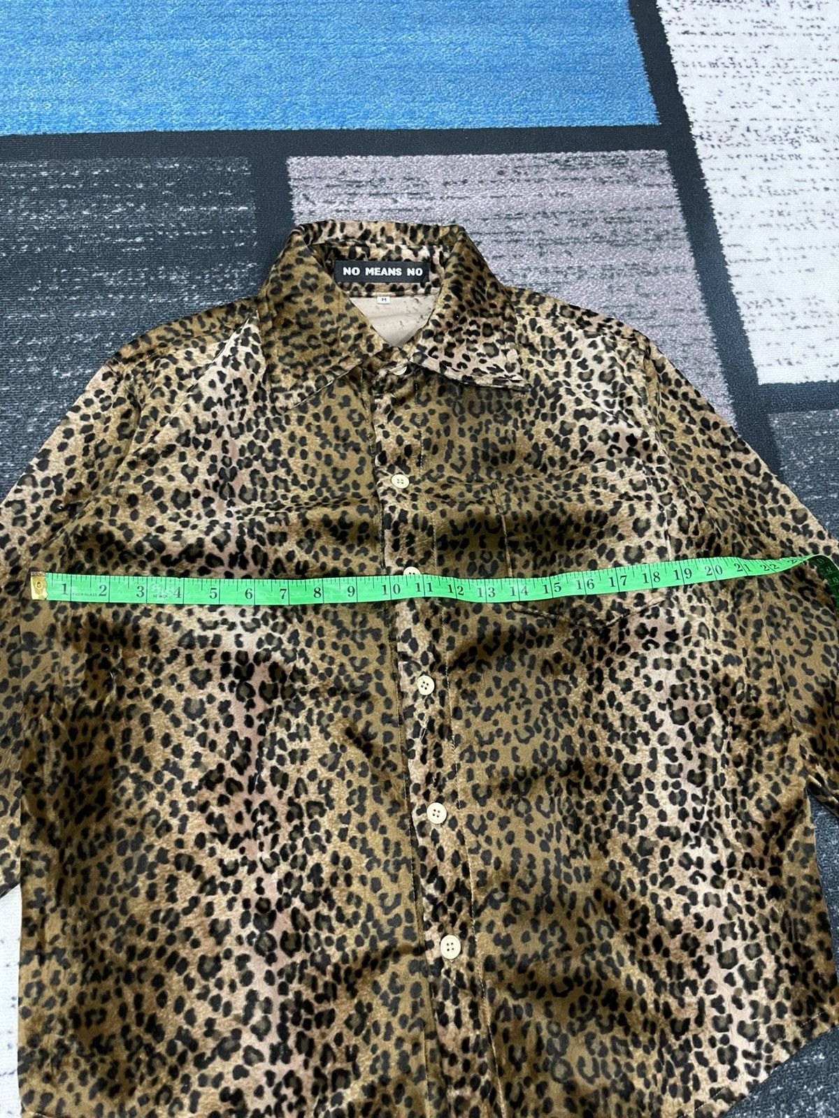 Japanese Brand Vintage No Means No Leopard Design Shirt Size US M / EU 48-50 / 2 - 14 Thumbnail
