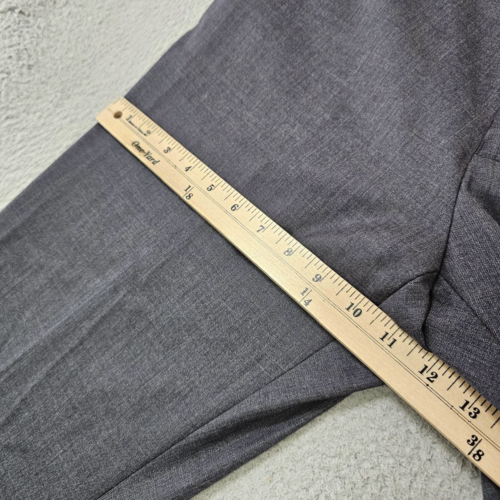 Vintage Bachrach Pants Mens 33 Gray Wool Dress Slacks Flat Front Lined Unhemmed 100% Wool - Regular, Zip Closure, Pockets, Belt Loops, Charcoal Size US 33 - 4 Thumbnail