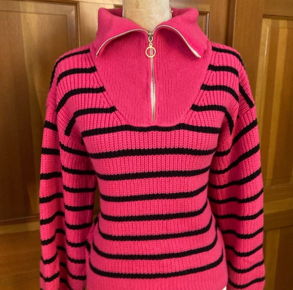 Designer × Other New! Lavishly Paris Women’s Striped Pattern Sweater Size S / US 4 / IT 40 - 8 Thumbnail