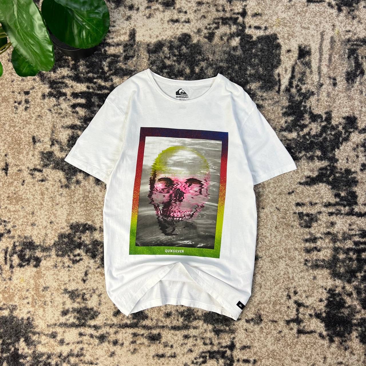 Quiksilver Quiksilver Vintage Blur Big Skull Logo Surf T-Shirt 2TS4 Size US S / EU 44-46 / 1 - 1 Thumbnail