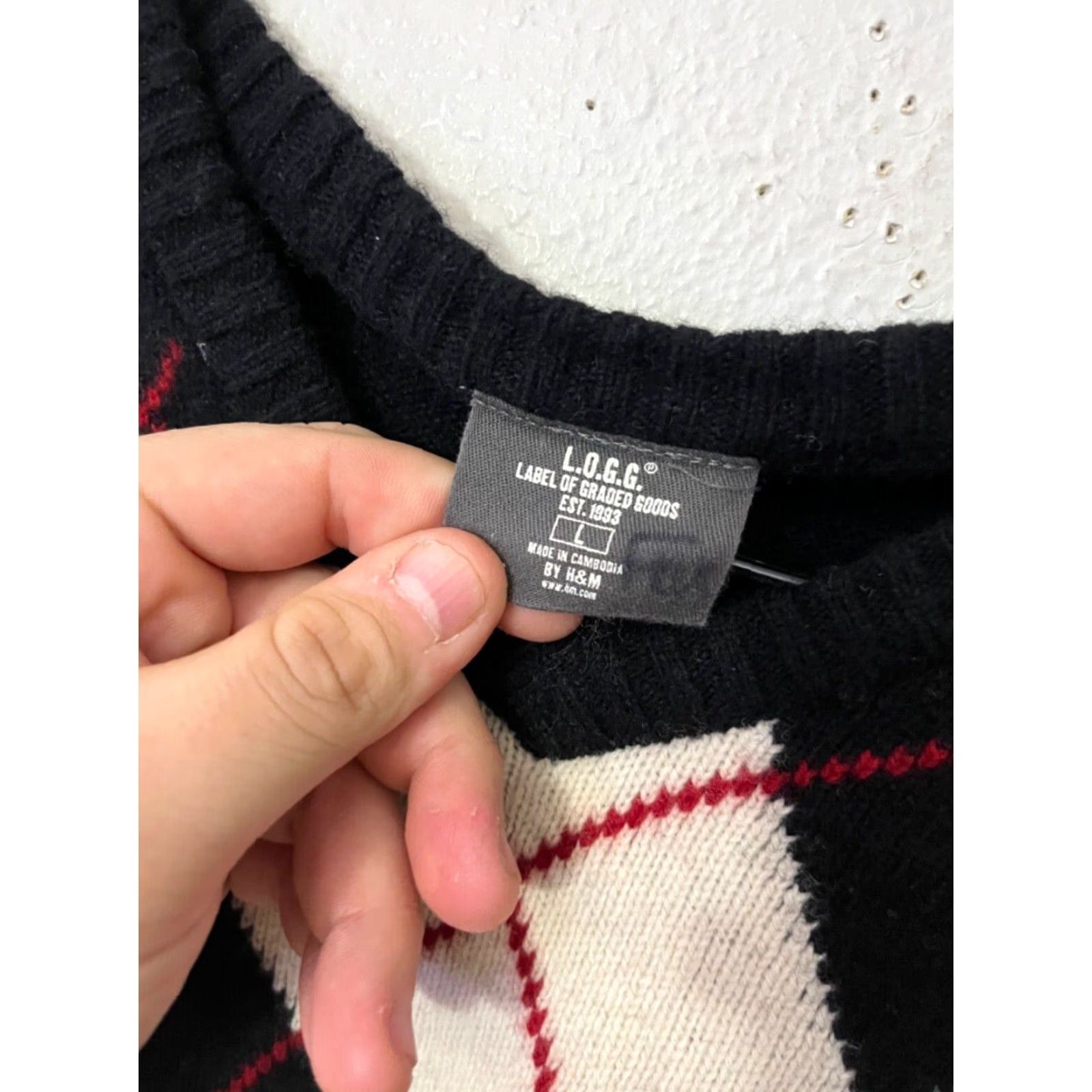 H&M H&M LOGG Sweater L Black Pullover Argyle Diamond Knit V-Neck Mens Size US L / EU 52-54 / 3 - 2 Thumbnail