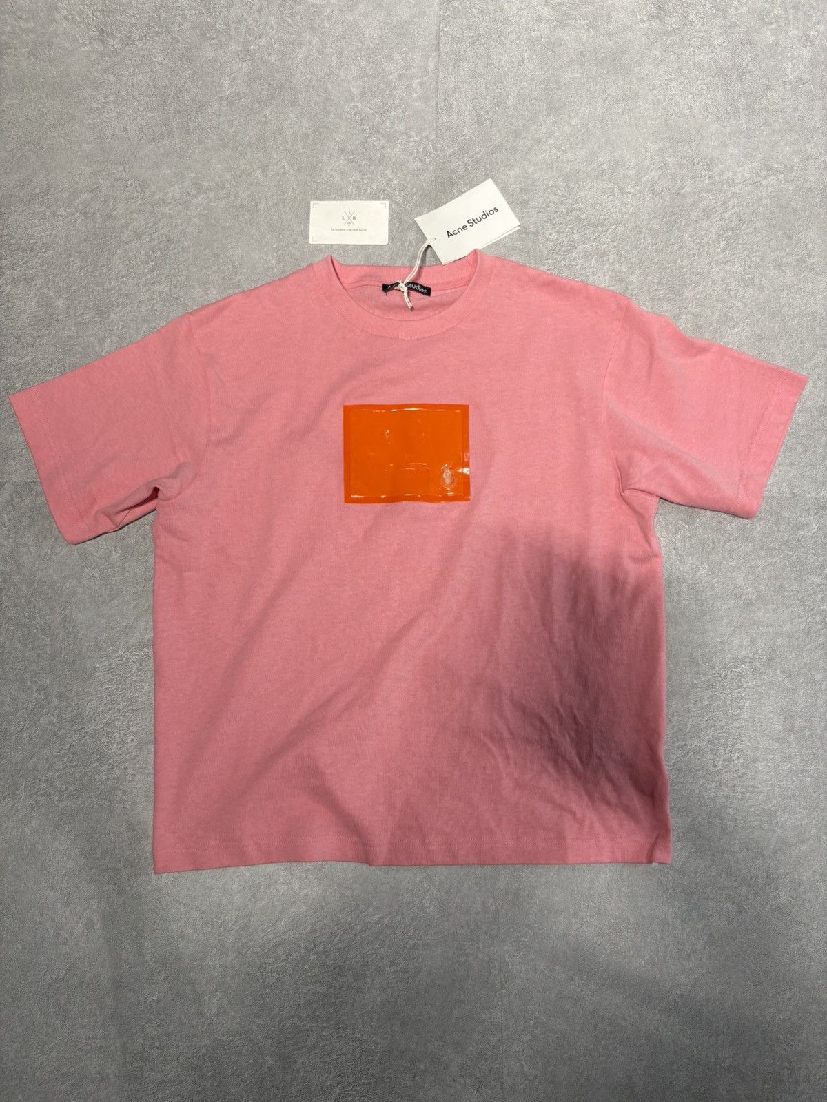 Acne studio patch short-sleeved T-shirt in sugar pink