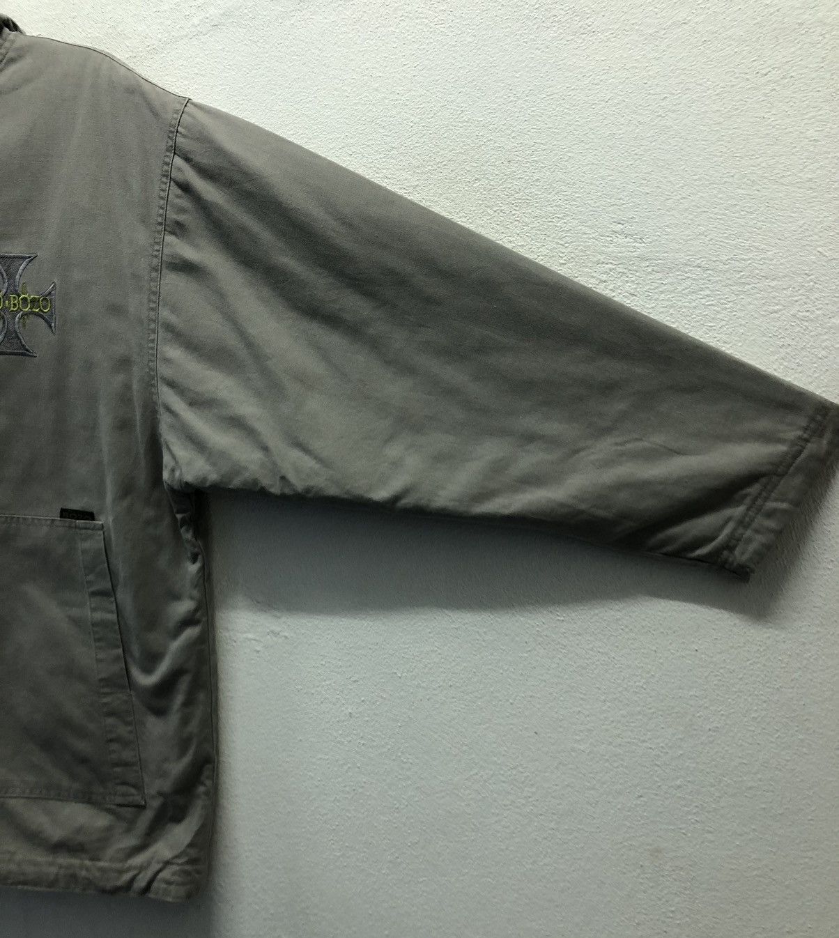 Vintage Neo-Bozo Embroidered Gray Hooded Jacket (Size M-L) Size US L / EU 52-54 / 3 - 6 Thumbnail