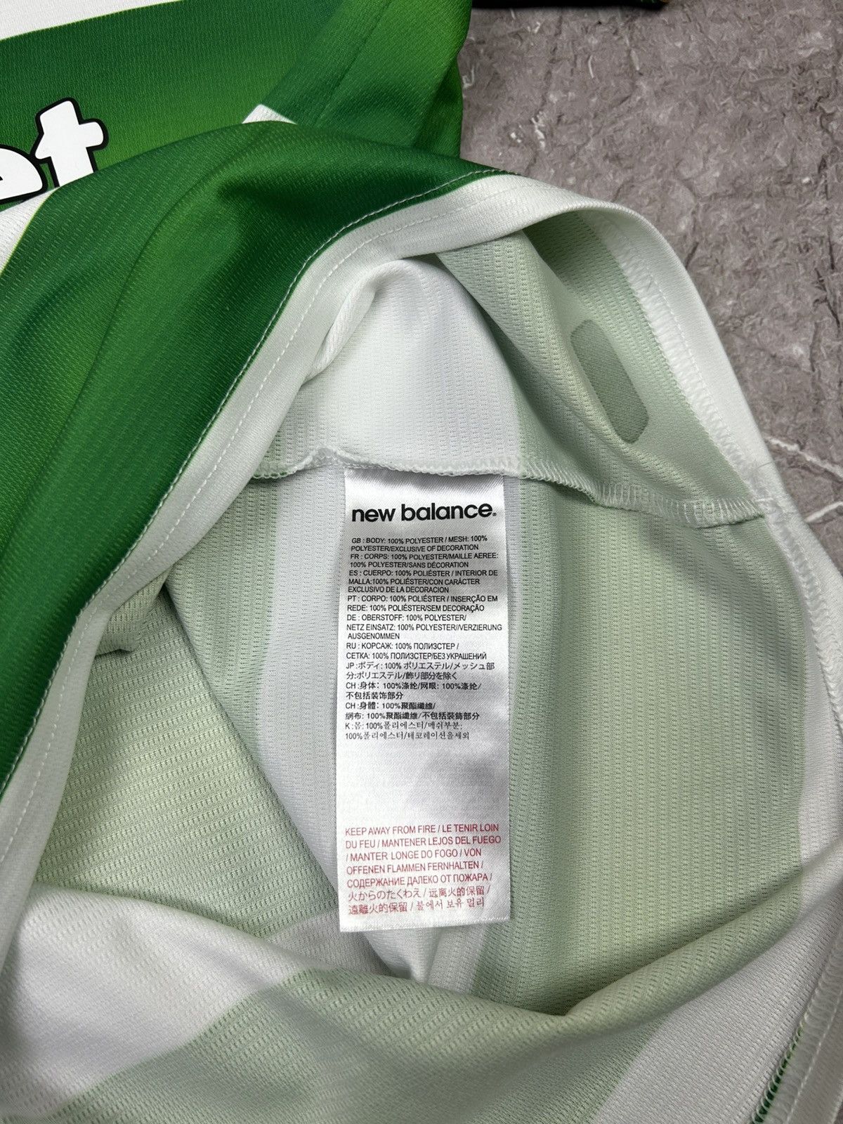 New Balance New Balance Celtic Football Jersey 2016 2017 soccer shirt Size US M / EU 48-50 / 2 - 7 Thumbnail