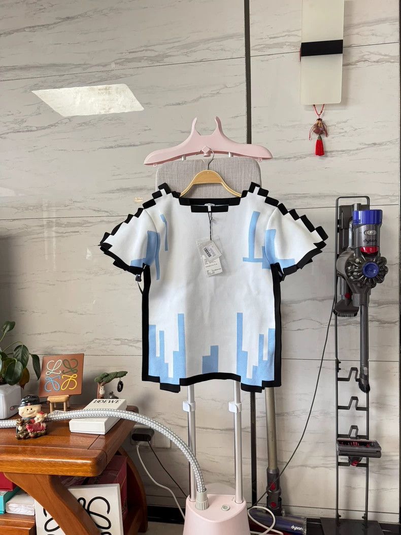 Loewe LOEWE Pixelated short sleeves Size XS / US 0-2 / IT 36-38 - 1 Thumbnail