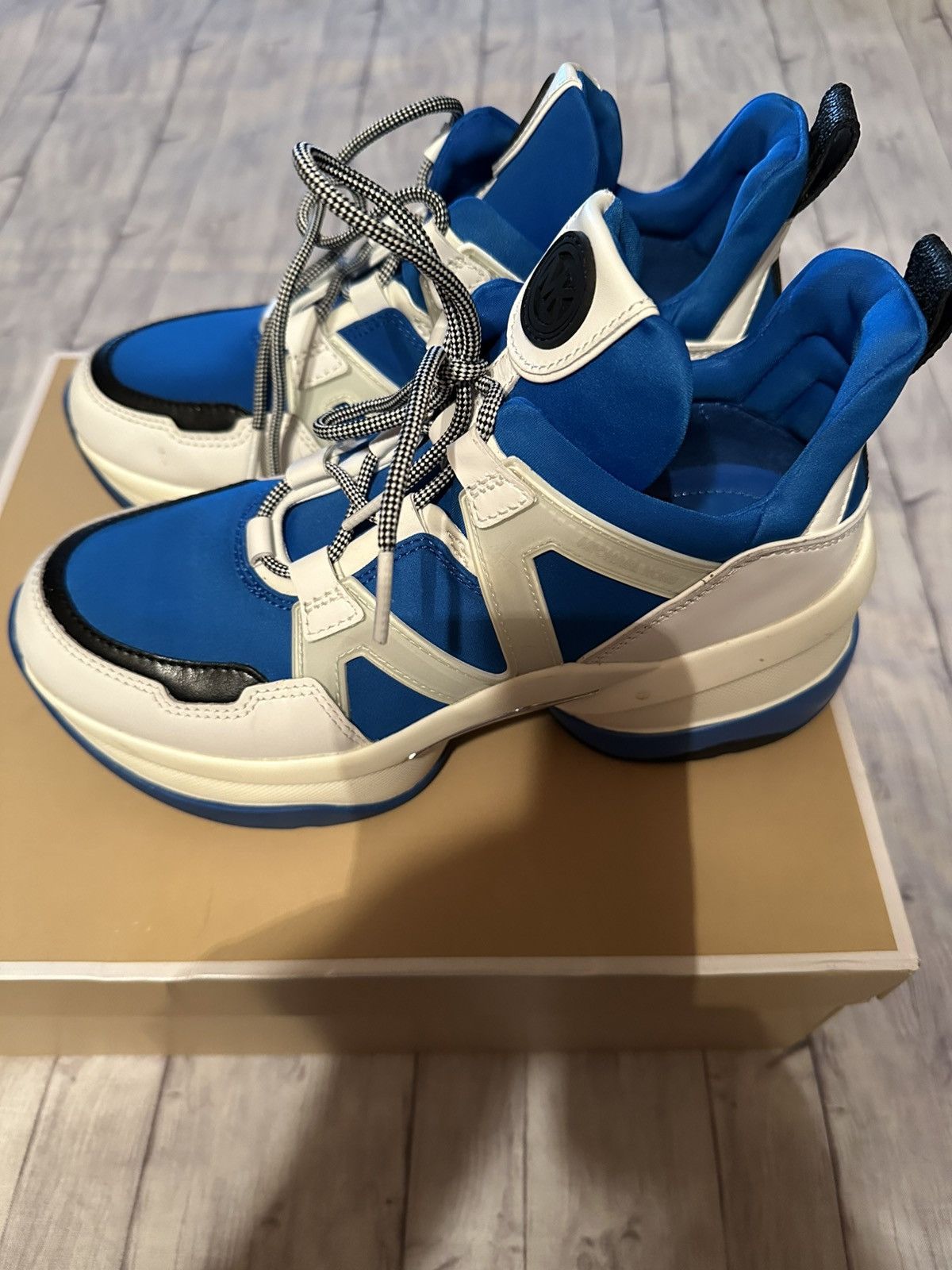 Michael Kors Michael Kors 43T90LFS8D 8 Olympia Trainer Scuba shoe 👟 Size US 8 / IT 38 - 2 Thumbnail