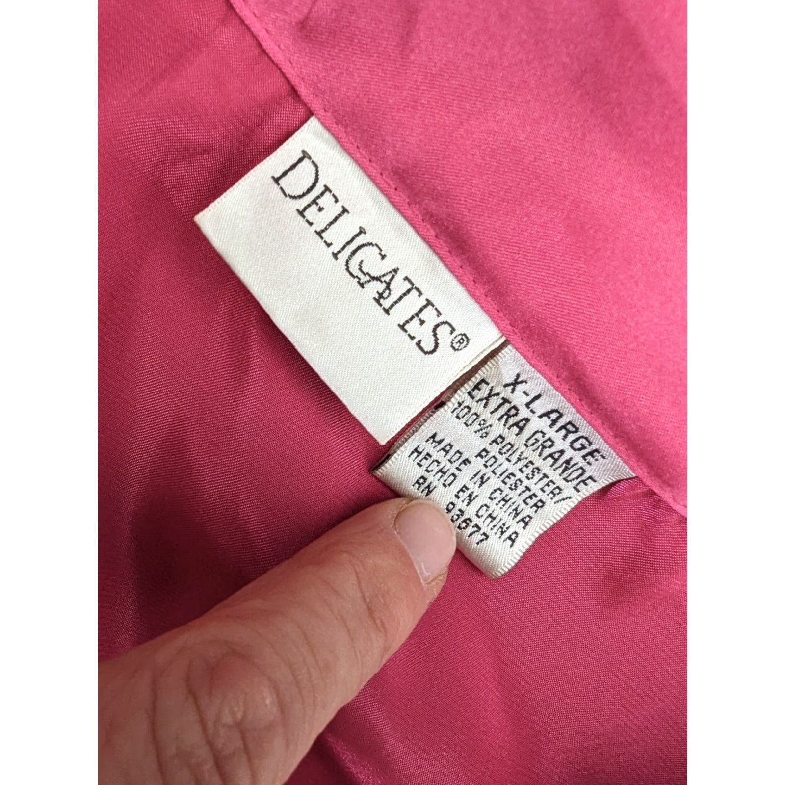 Pinko VINTAGE 90s Night Gown Shirt Sleeveless Collared Hot Pink Satin Nightgown D2W Gown Women XL Pink Satin Nightgown Womens Size XL / US 12-14 / IT 48-50 - 5 Thumbnail