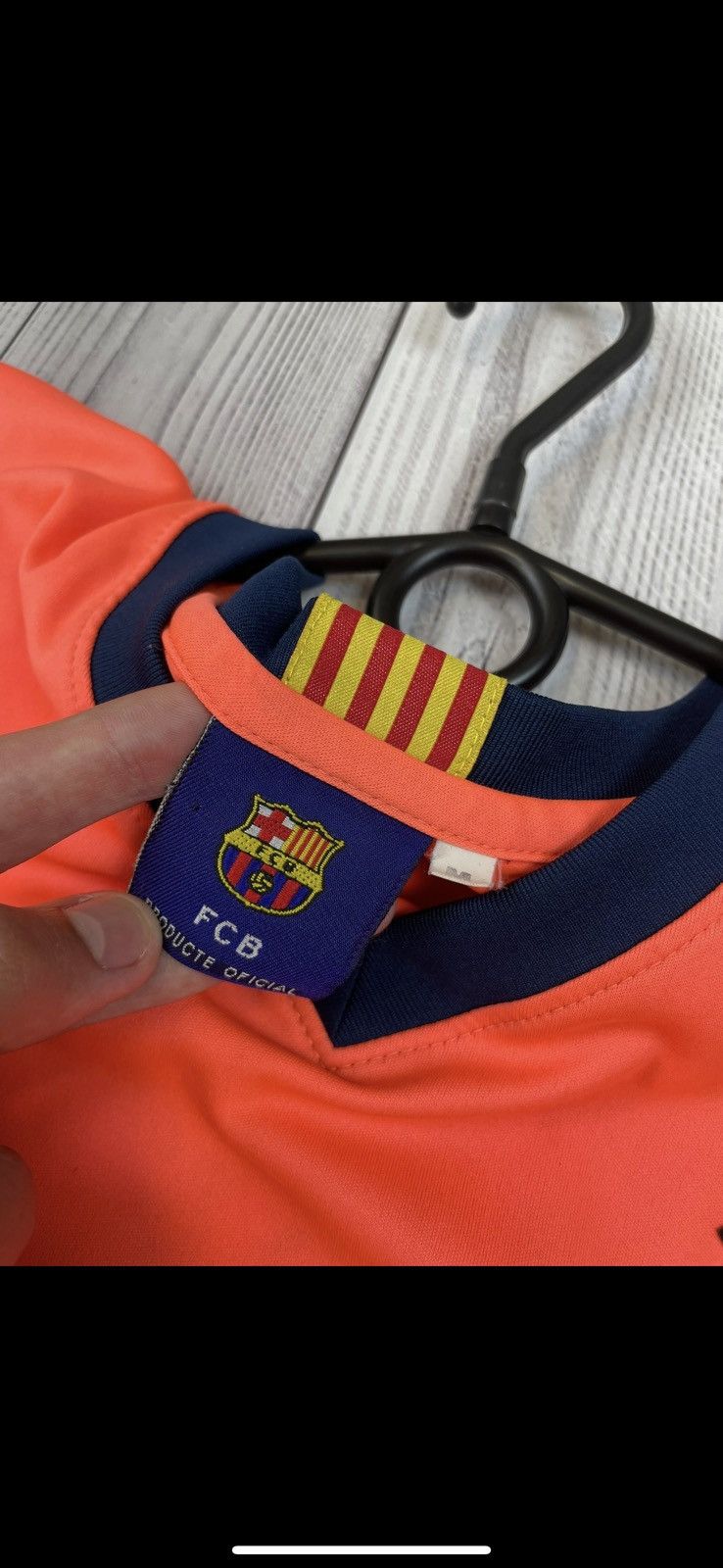 Vintage Vintage Barcelona soccer jersey size M 10 messi Size US M / EU 48-50 / 2 - 6 Thumbnail