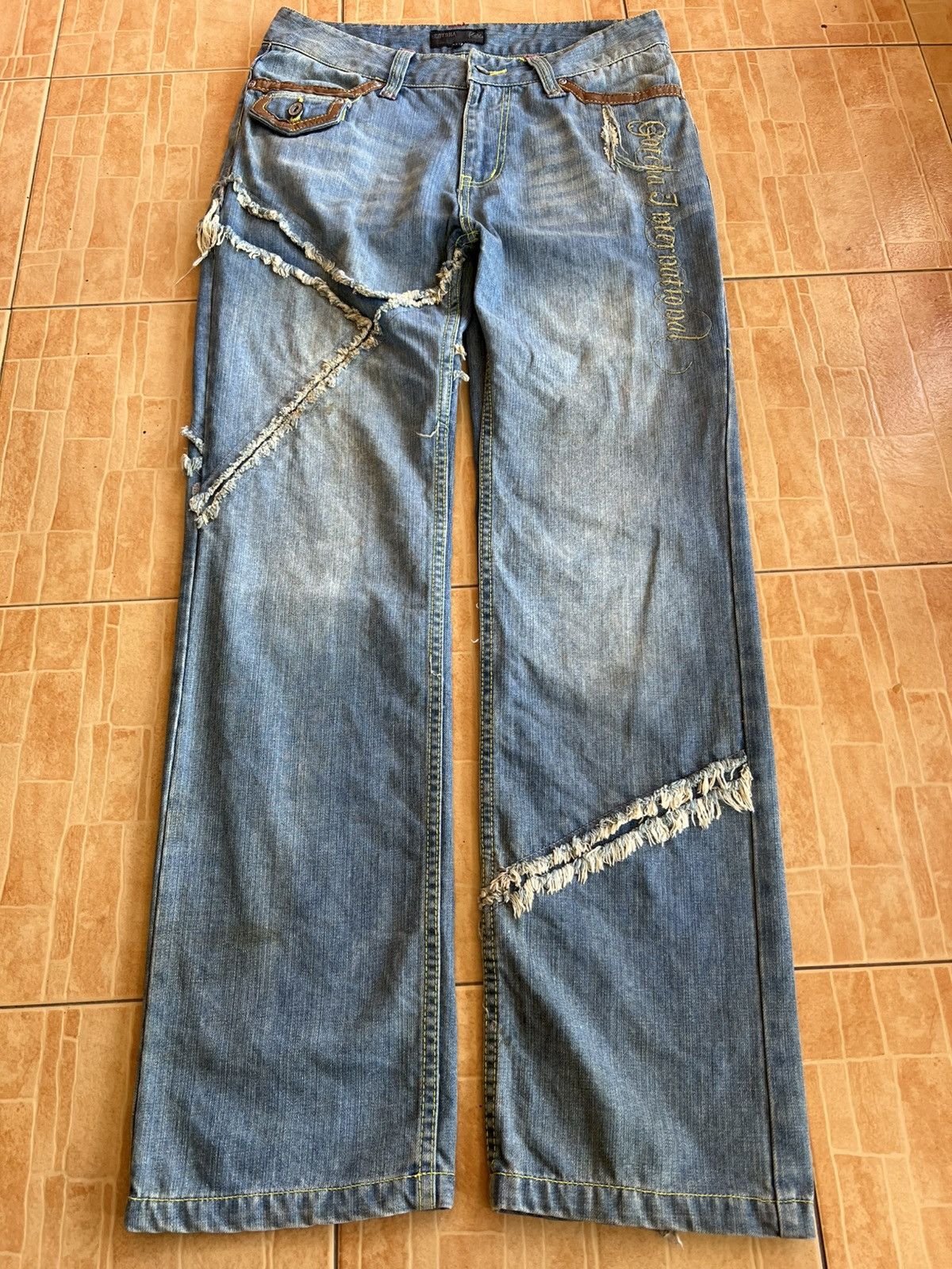If Six Was Nine Vintage Gotcha Distress Jean Size US 31 - 1 Thumbnail