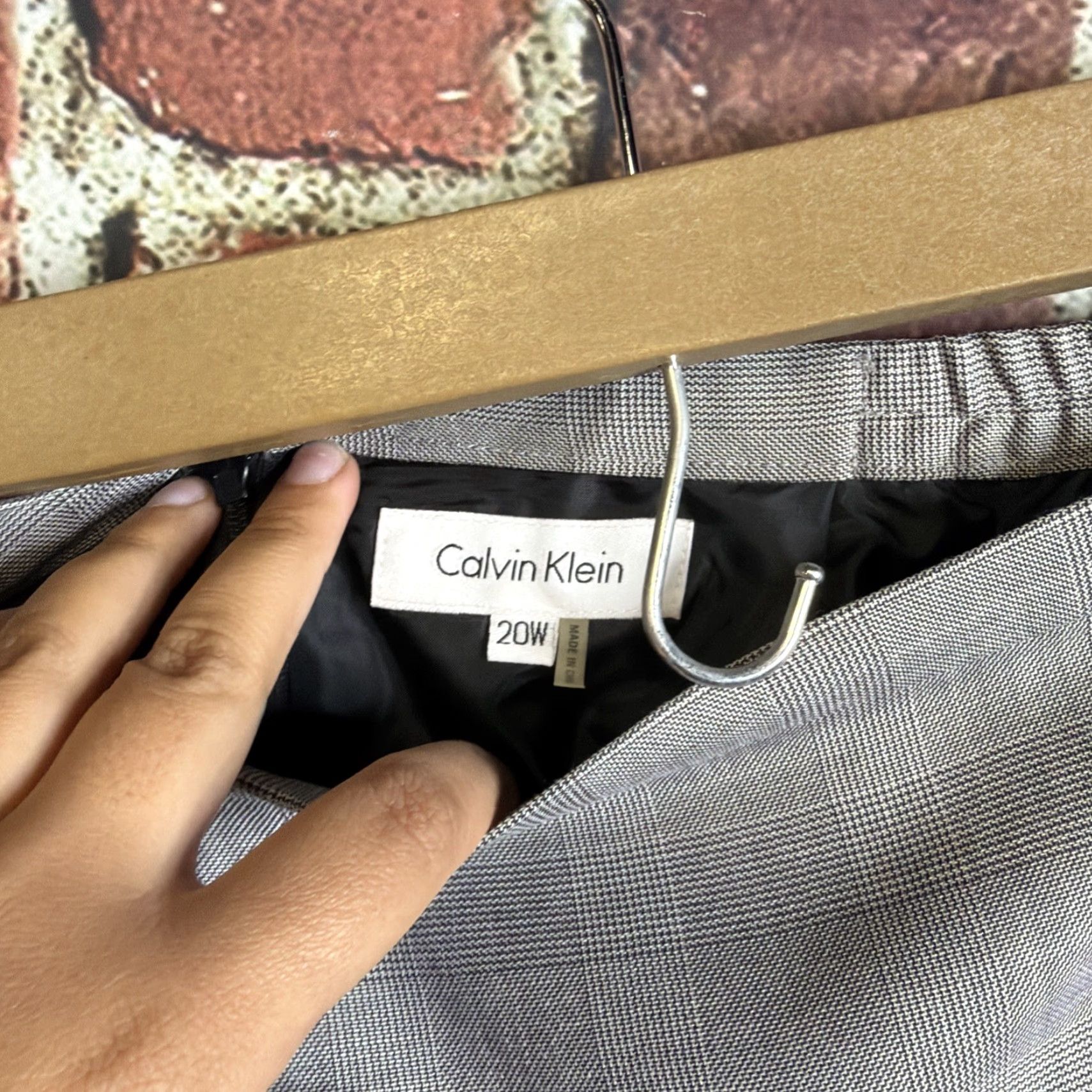Calvin Klein Calvin Klein Womens Gray Plus Size Skirt 20W NWT Business Casual Short Pencil Skirt Polyester Blend Womens Plus Size 20W Gray Calvin Klein Size 42" / US 20 - 2 Thumbnail