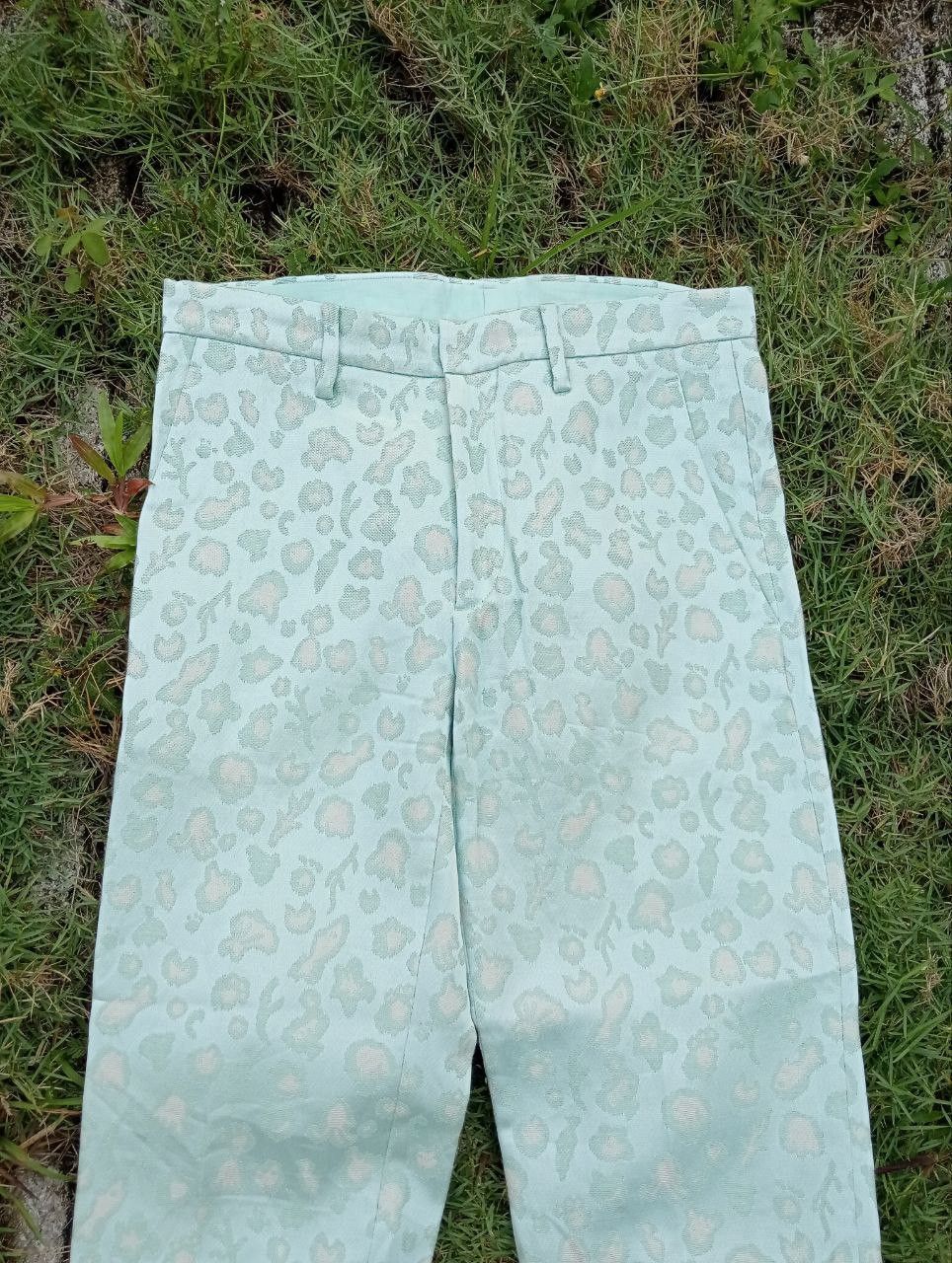 Issey Miyake TSUMORI CHISATO ISSEY MIYAKE LEOPARD ACETATE PANTS Size 30" / US 8 / IT 44 - 4 Thumbnail