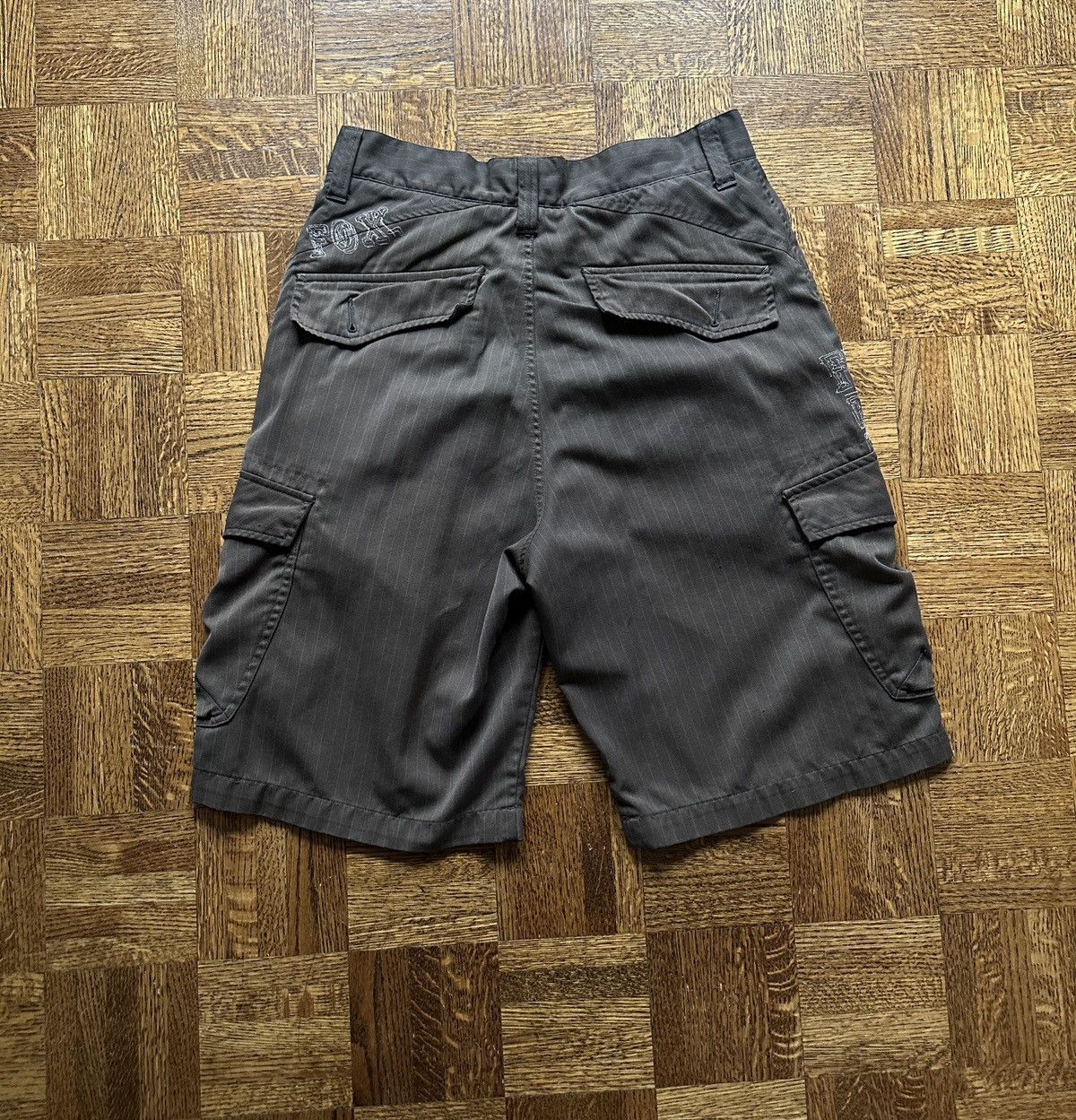 Fox Racing × Vintage Vintage Y2K Fox Racing Embroidered Pinstripe Shorts Size US 30 / EU 46 - 2 Thumbnail