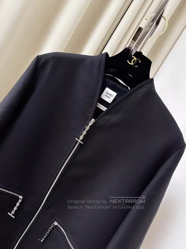Hermes Hermes Black Cashmere V-neck Silver Buckle Jacket Size XS / US 0-2 / IT 36-38 - 2 Thumbnail