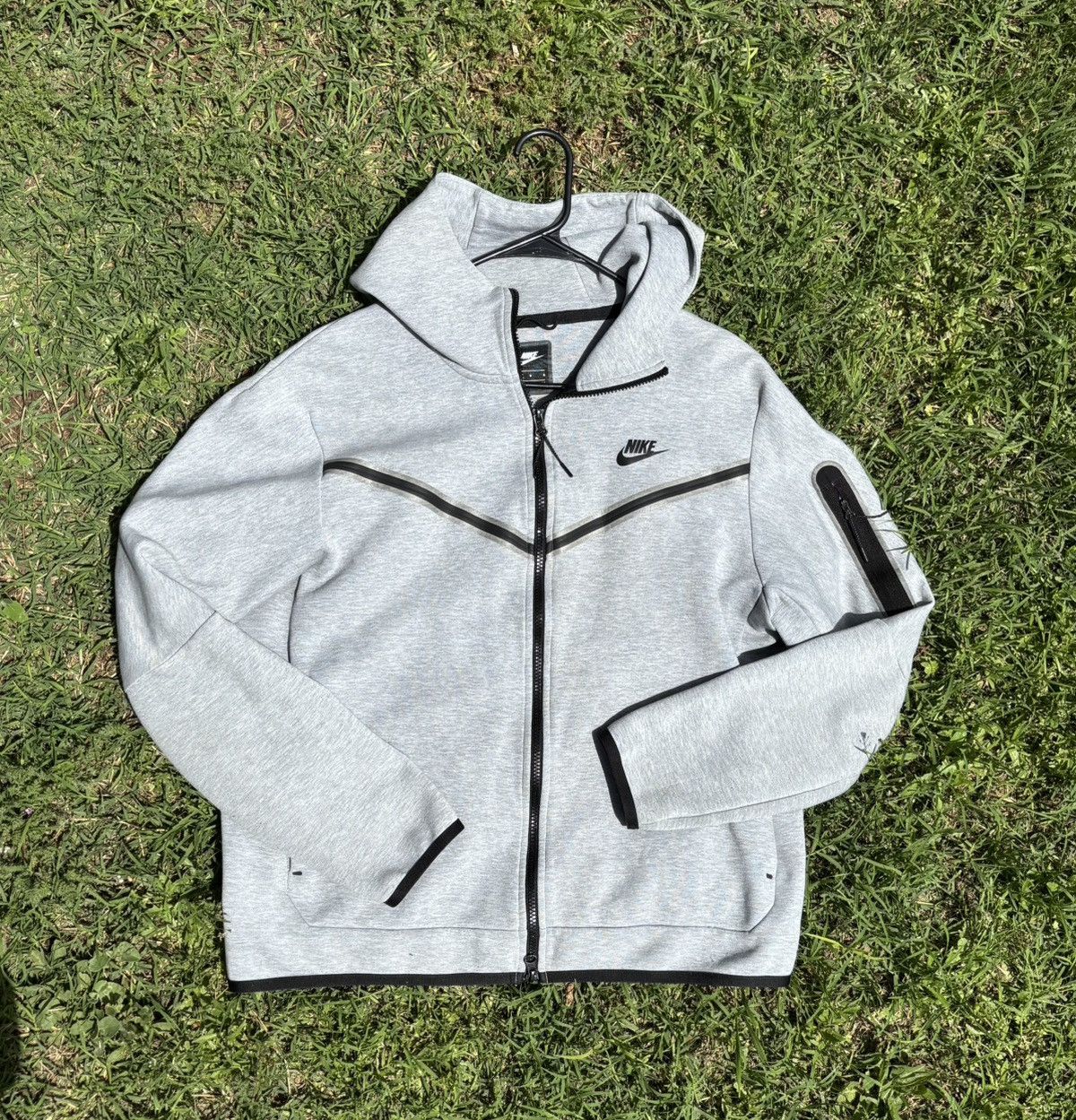 Nike Grey Nike tech Size US L / EU 52-54 / 3 - 1 Preview