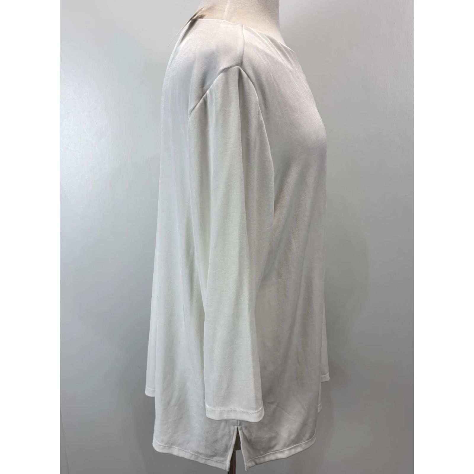 Vintage VINTAGE Chicos Women’s Tunic Shirt, Casual Travel Wear, Size 16/18, White, 3/4 Sleeve, Round Neck Size XXL / US 16-18 / IT 52-54 - 4 Thumbnail