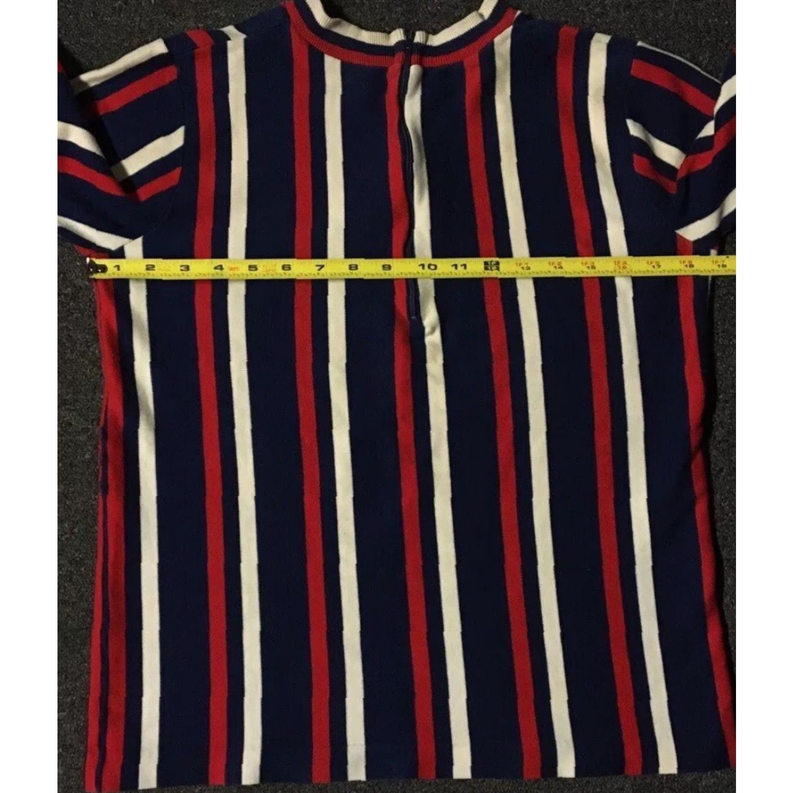 Vintage VINTAGE Punk Shirt Womens L Blue Striped AOP Grunge 70s 80s Surf Skate Beach Vaporwave Zip T-Shirt Size L / US 10 / IT 46 - 7 Thumbnail